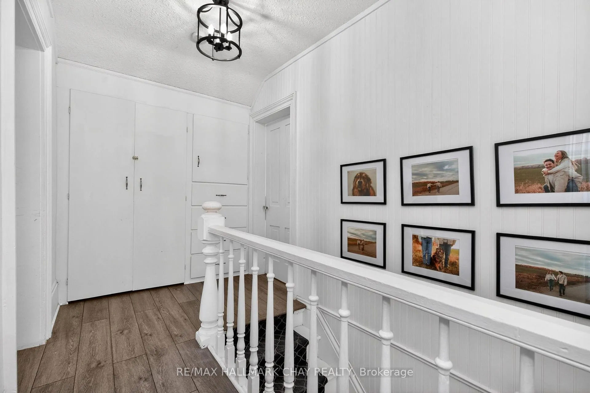 Photo 33 of 19 Yonge Street S, Springwater, Elmvale — HOMEH