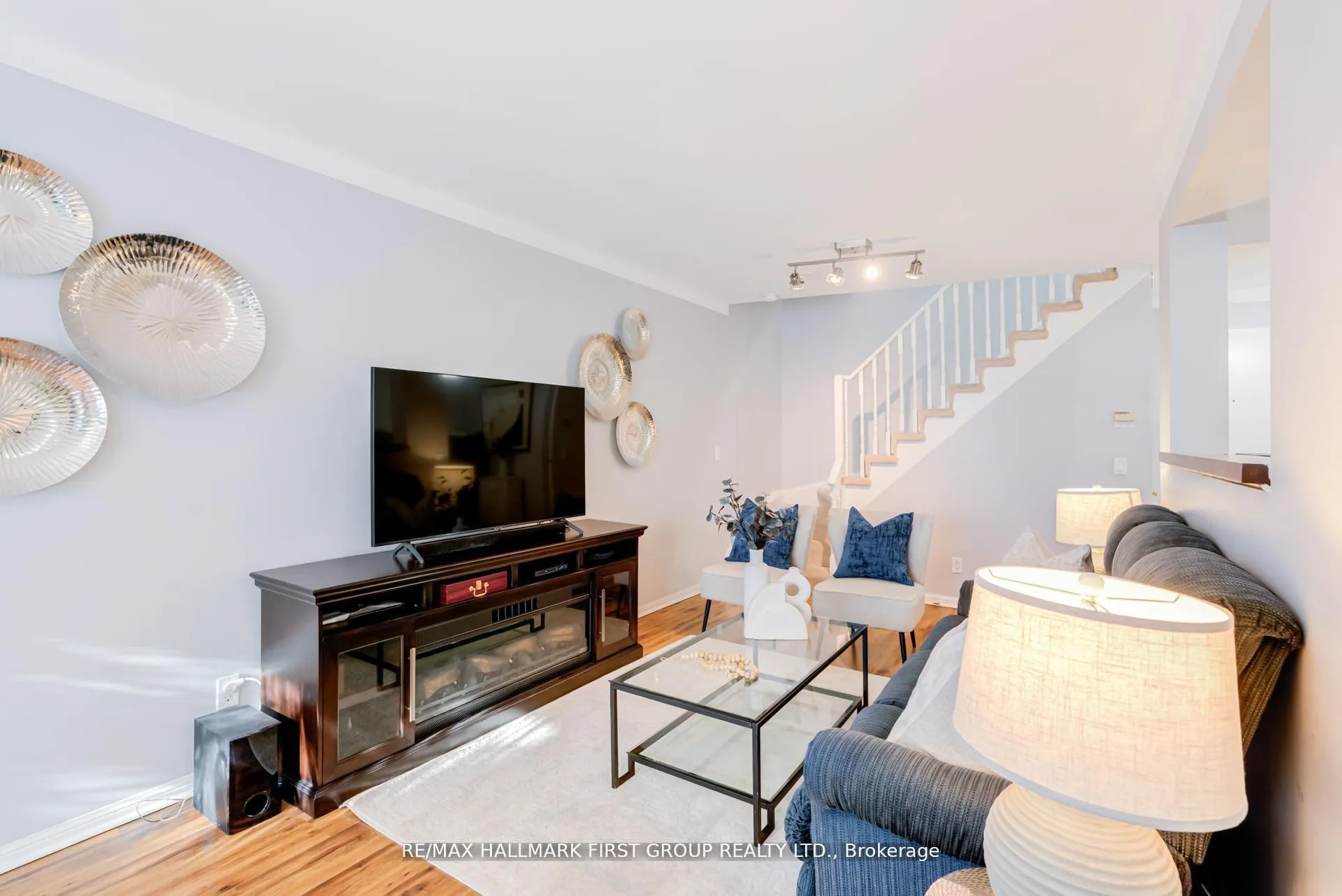 Photo 4 of Unit 507, 1400 The Esplanade N, Pickering, Town Centre — HOMEH
