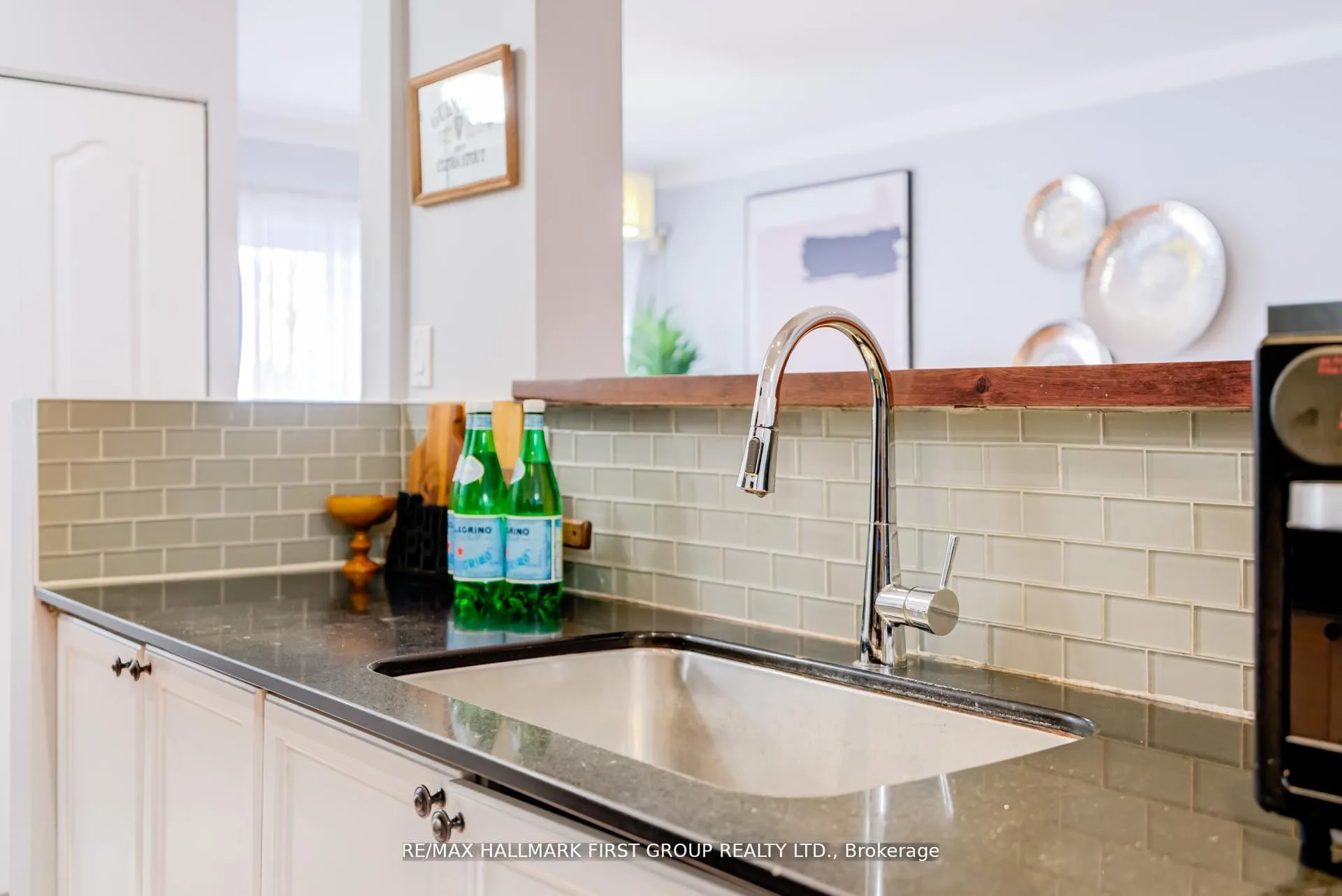 Photo 8 of Unit 507, 1400 The Esplanade N, Pickering, Town Centre — HOMEH