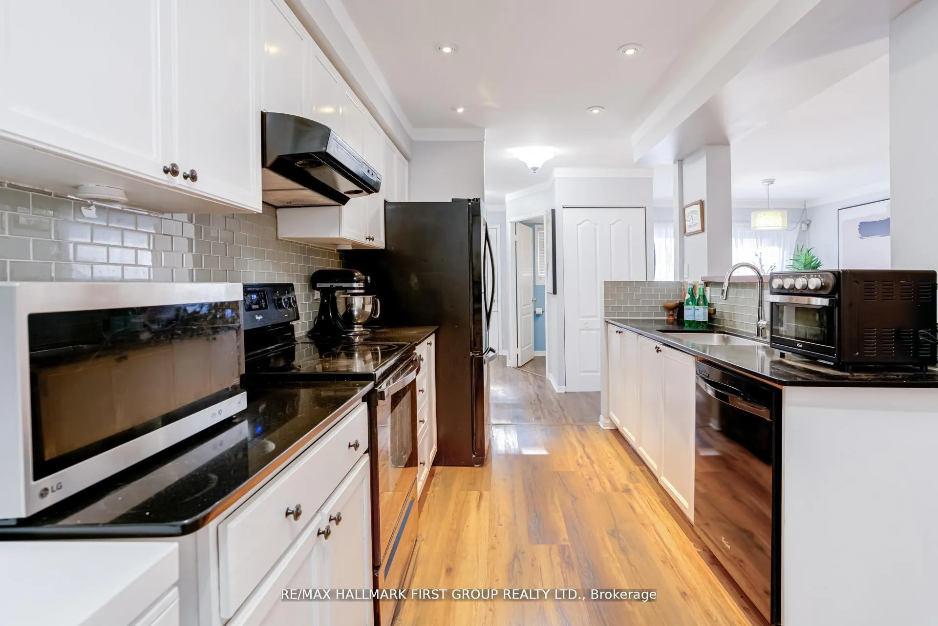 Photo 9 of Unit 507, 1400 The Esplanade N, Pickering, Town Centre — HOMEH