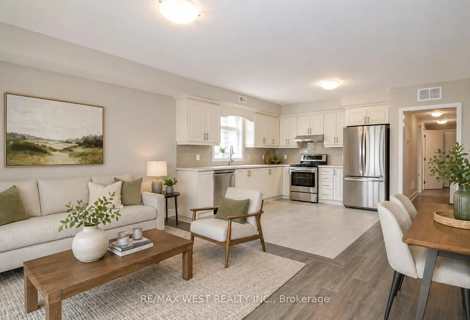 Photo 2 of 112 Algoma Street, Etobicoke, Mimico — HOMEH