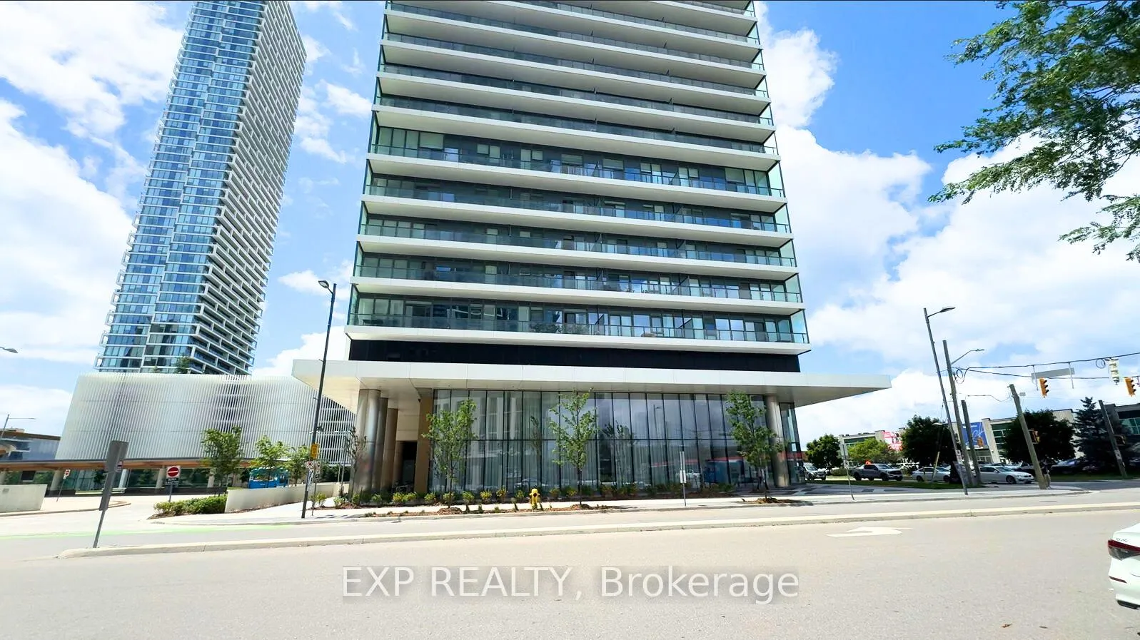 Photo 2 of Unit Unit 811, 950 Portage Parkway, Vaughan, Vaughan Corporate Centre — HOMEH