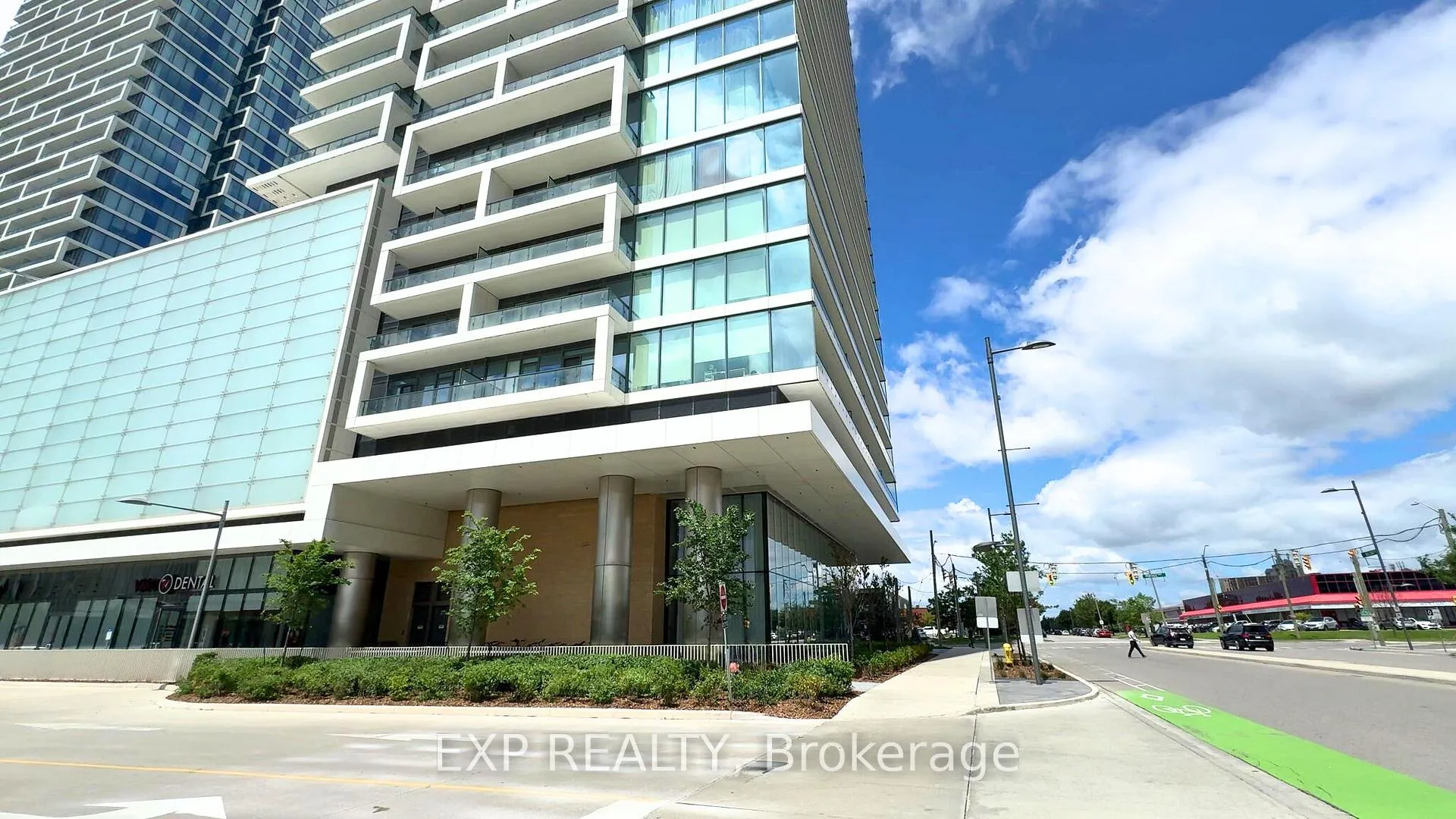 Photo 5 of Unit Unit 811, 950 Portage Parkway, Vaughan, Vaughan Corporate Centre — HOMEH