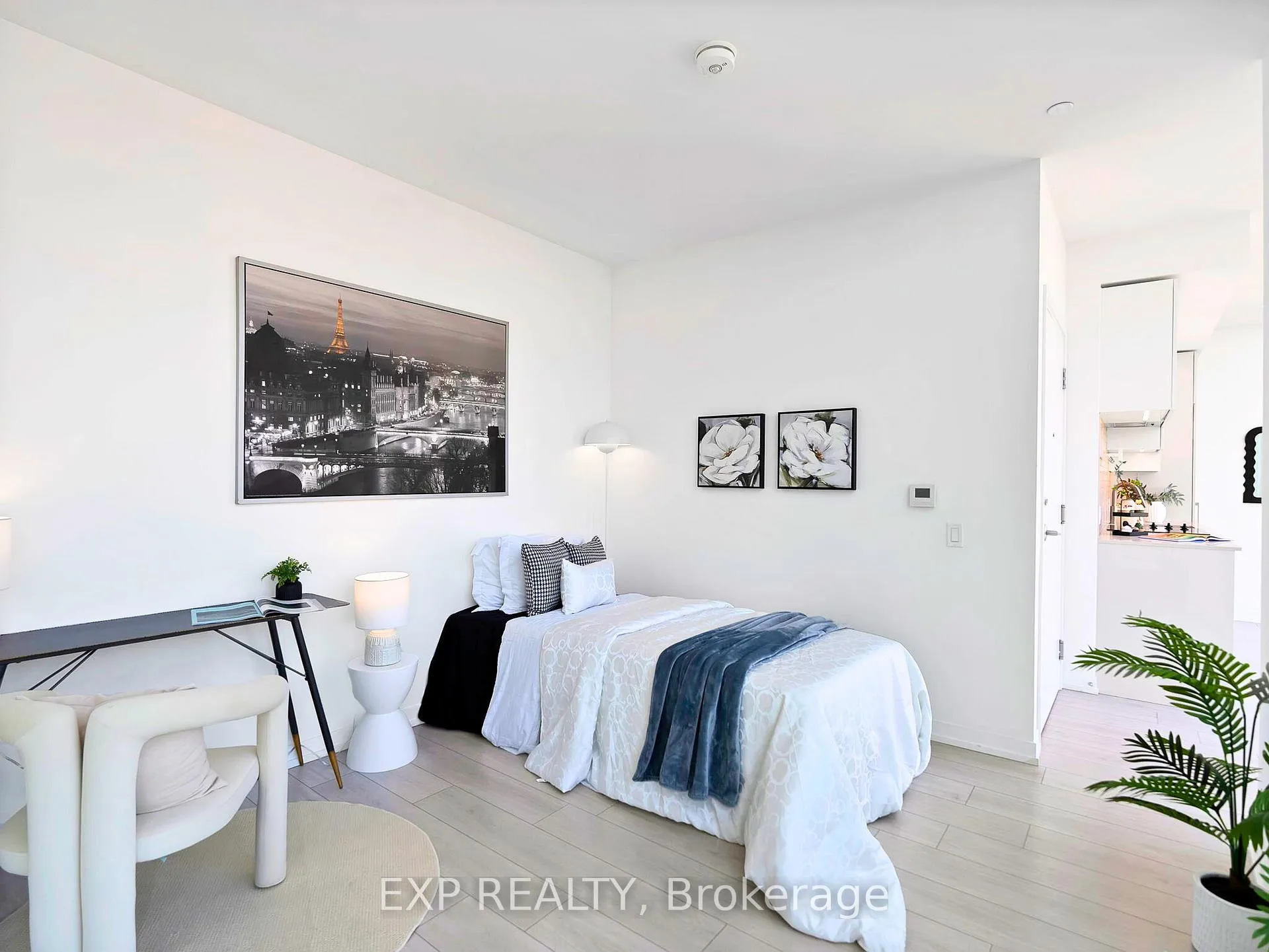 Photo 15 of Unit Unit 811, 950 Portage Parkway, Vaughan, Vaughan Corporate Centre — HOMEH