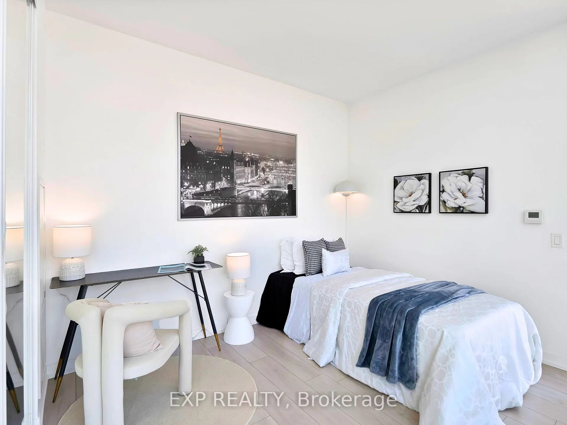 Photo 17 of Unit Unit 811, 950 Portage Parkway, Vaughan, Vaughan Corporate Centre — HOMEH