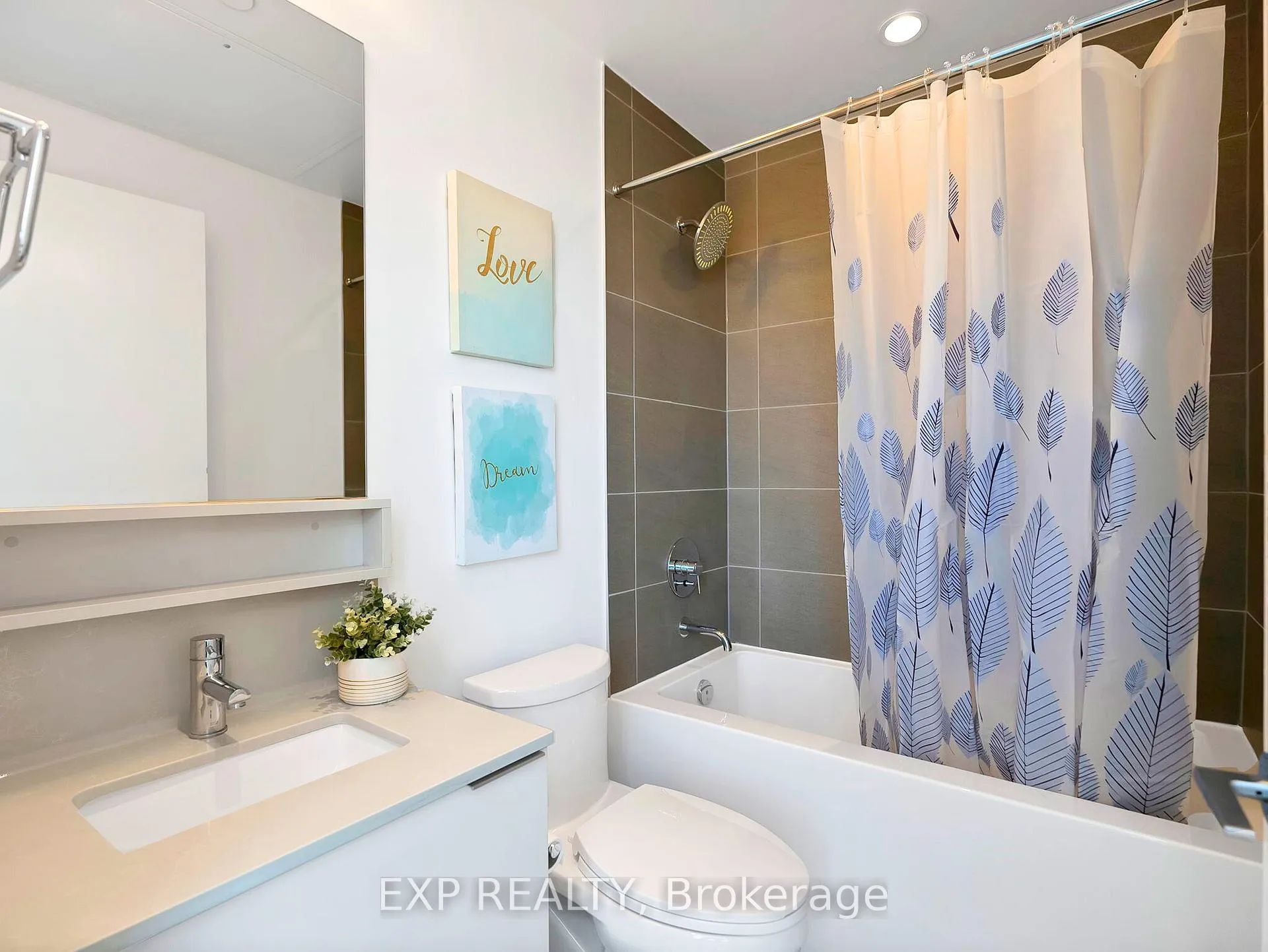 Photo 21 of Unit Unit 811, 950 Portage Parkway, Vaughan, Vaughan Corporate Centre — HOMEH