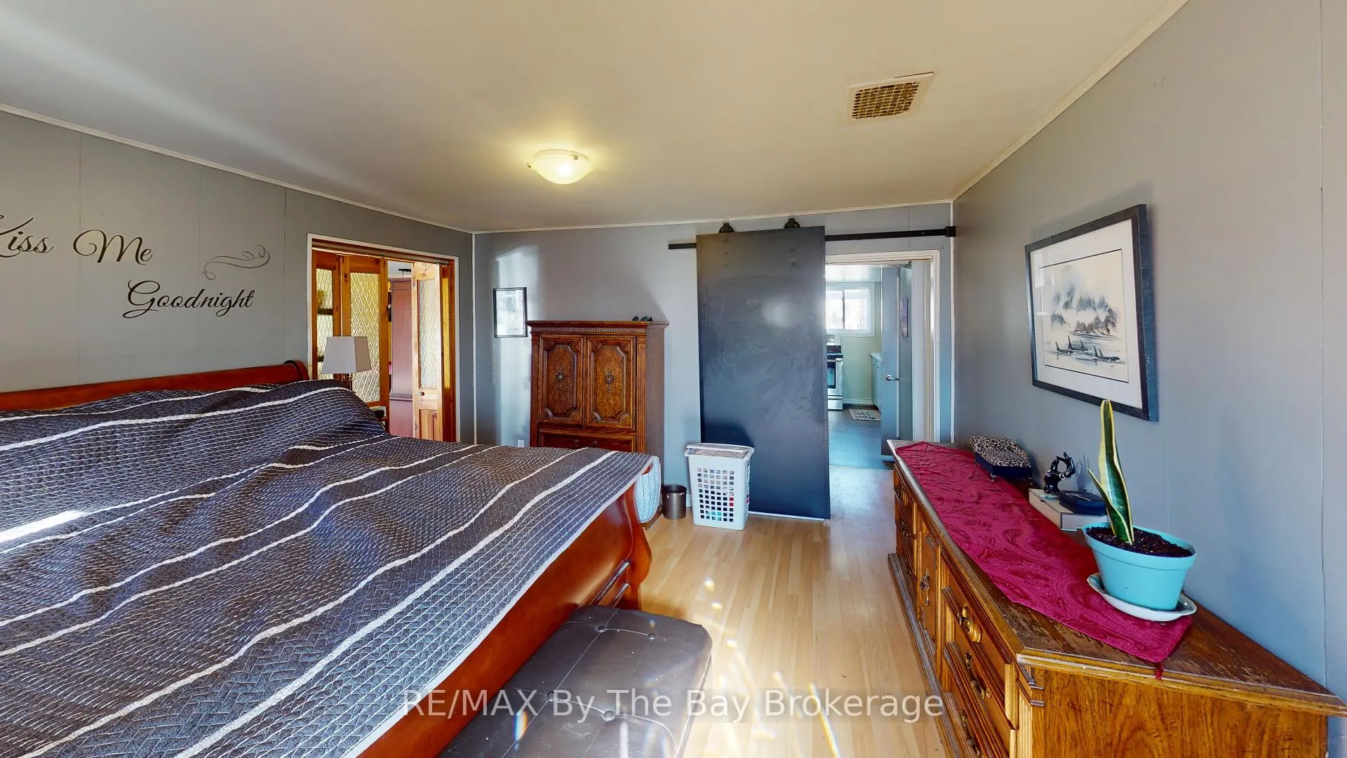 Photo 11 of 150 Daniel Street, Erin — HOMEH