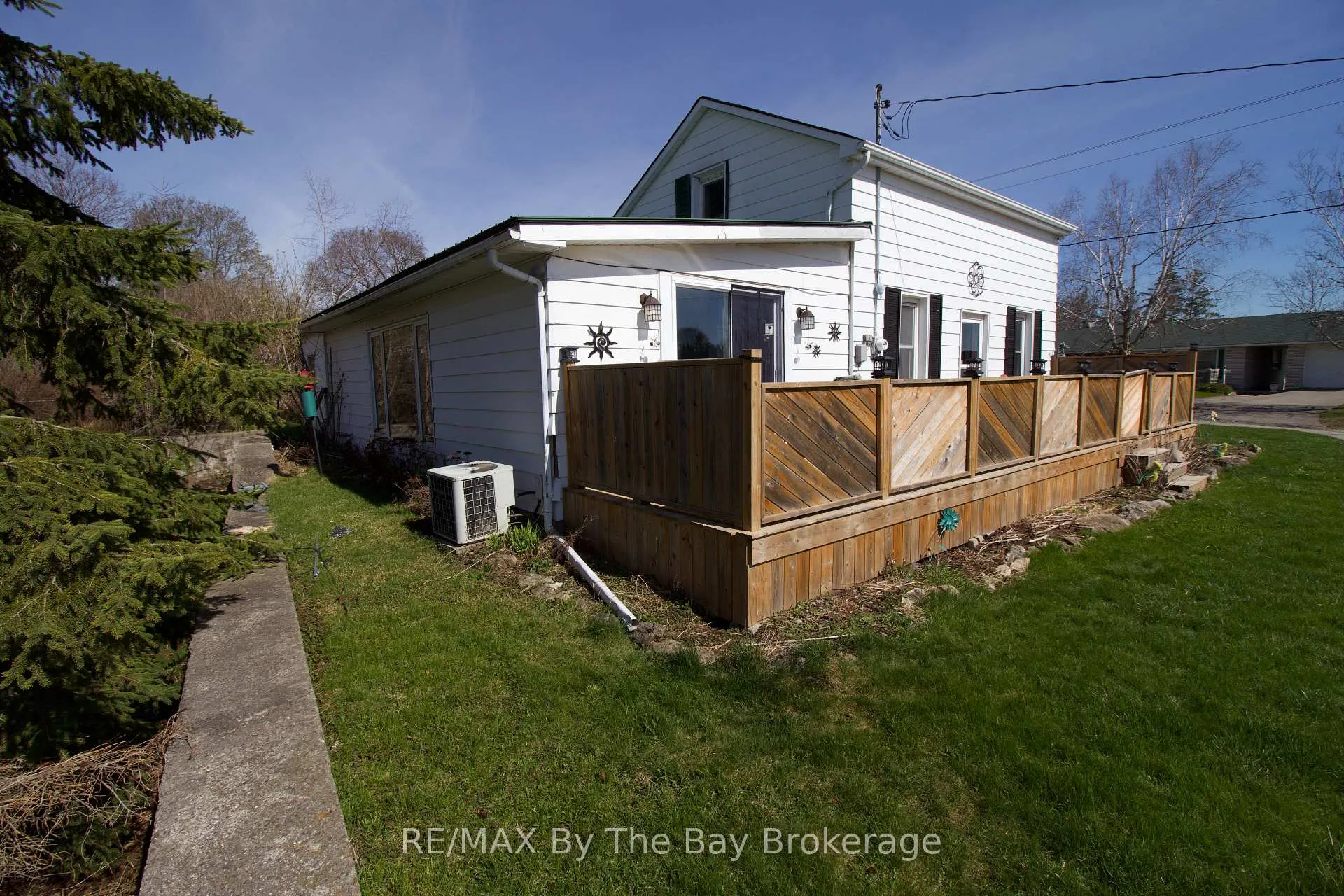 Photo 29 of 150 Daniel Street, Erin — HOMEH