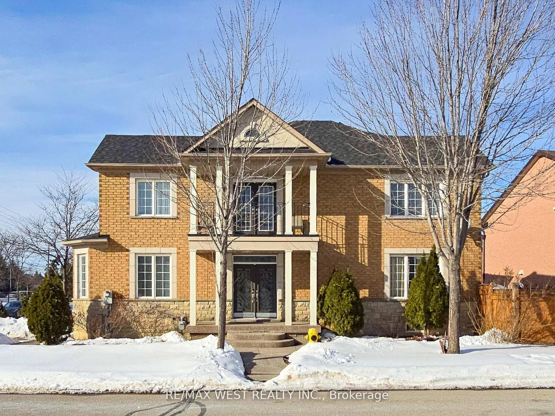 Photo 1 of 56 Planter Crescent, Vaughan, Vellore Village — HOMEH