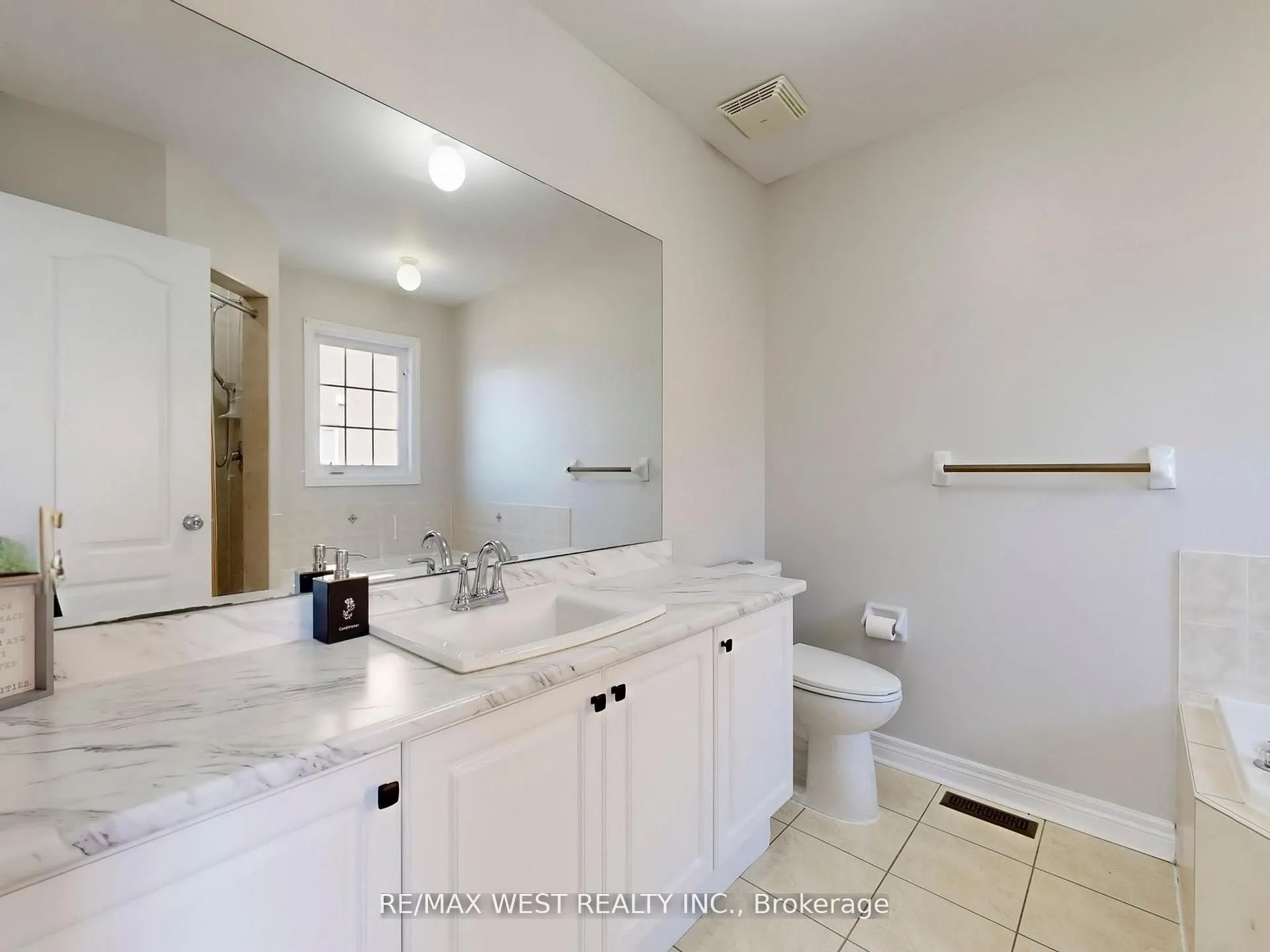 Photo 33 of 56 Planter Crescent, Vaughan, Vellore Village — HOMEH
