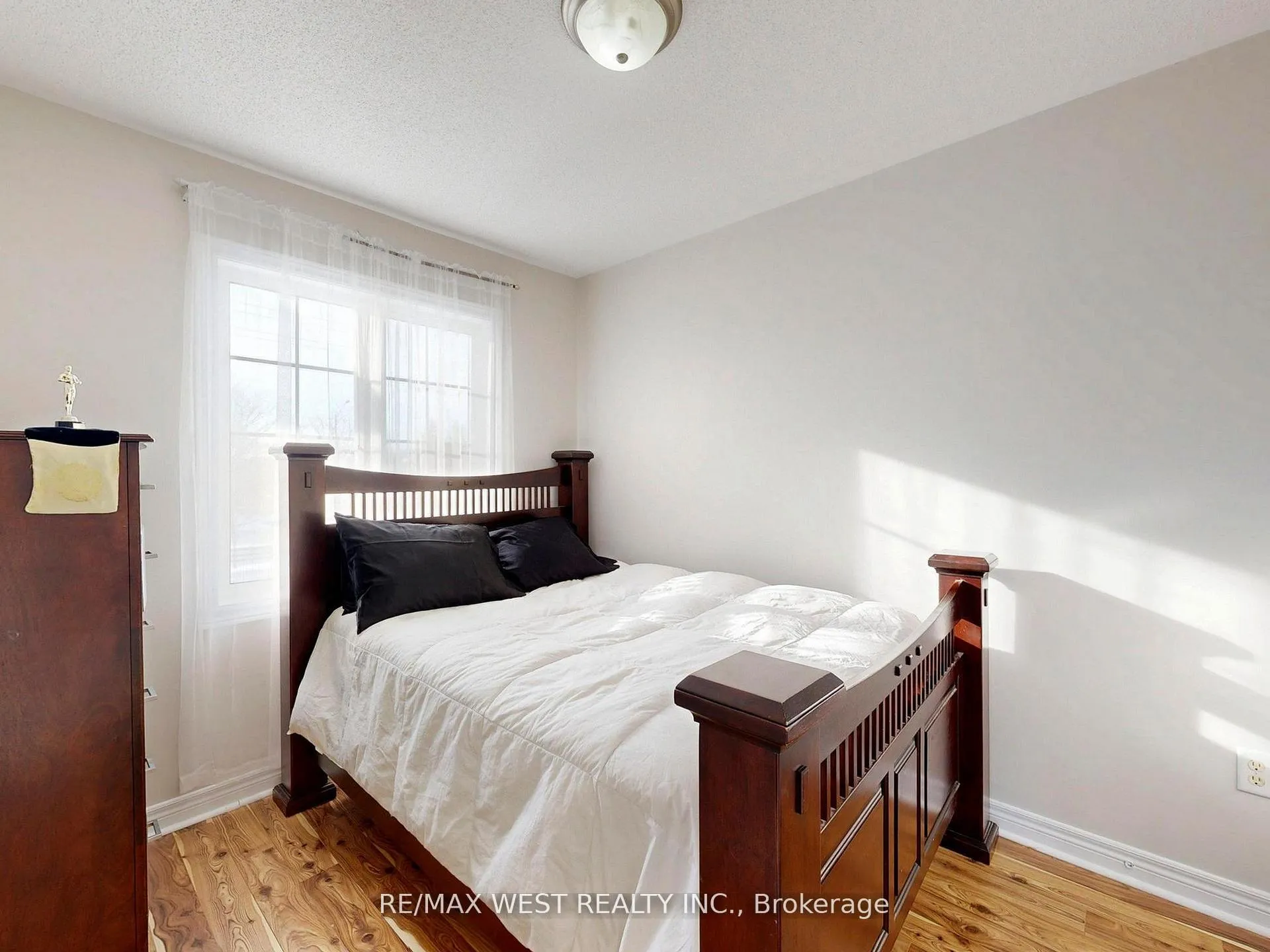 Photo 35 of 56 Planter Crescent, Vaughan, Vellore Village — HOMEH