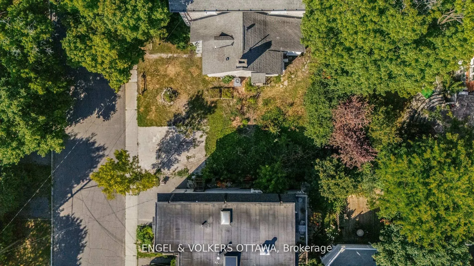 Photo 7 of 69 Thomas Street, Ottawa, New Edinburgh — HOMEH