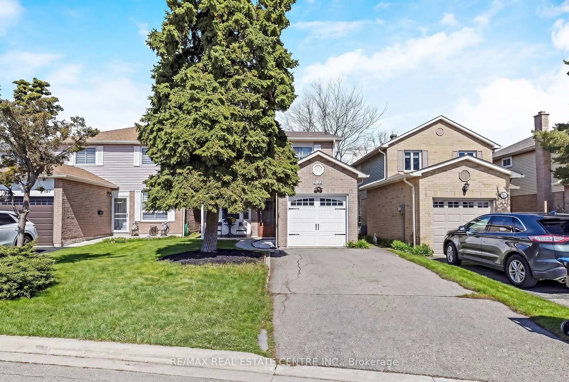 Photo 1 of 3145 Mccarron Crescent, Mississauga, Meadowvale — HOMEH