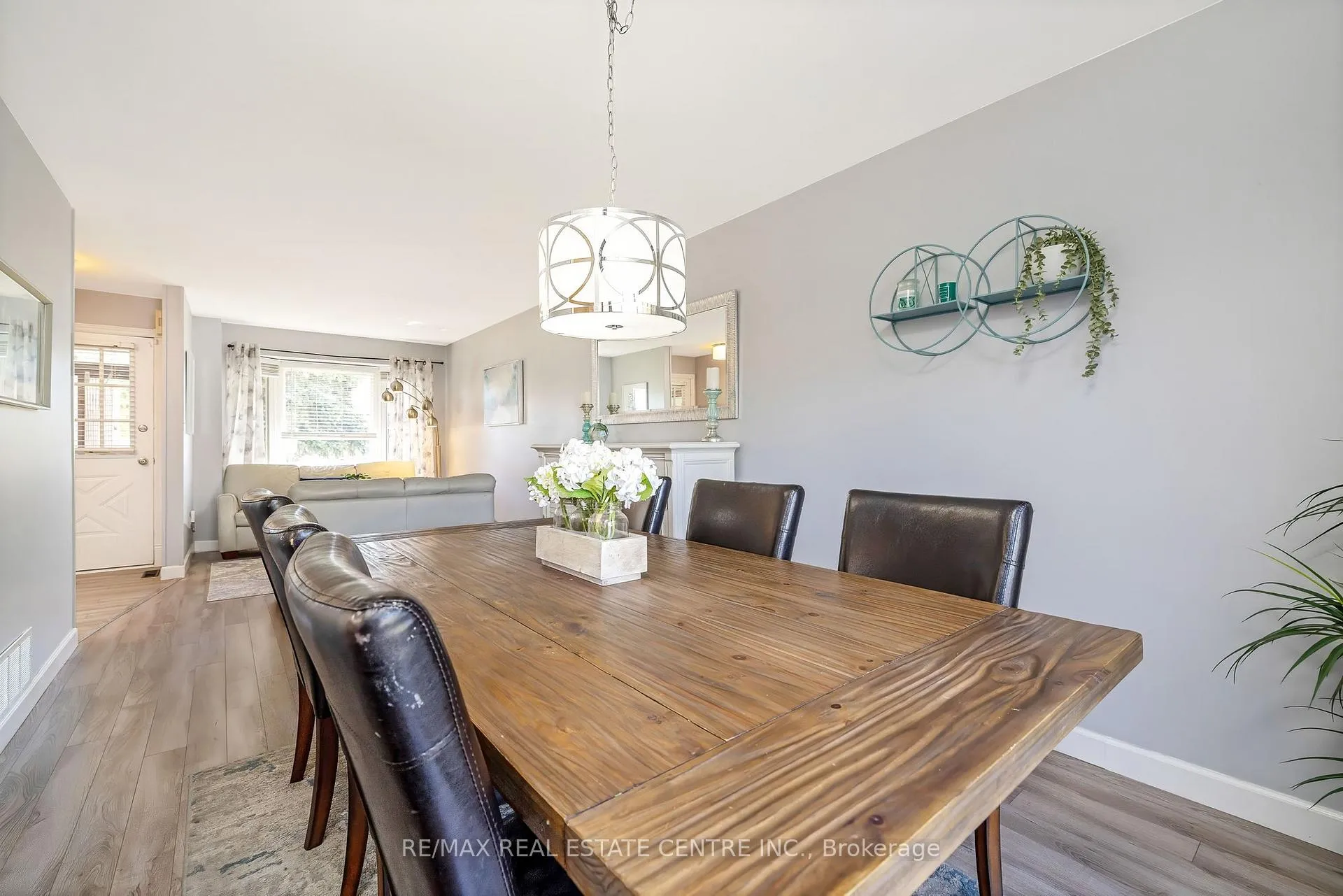 Photo 11 of 3145 Mccarron Crescent, Mississauga, Meadowvale — HOMEH