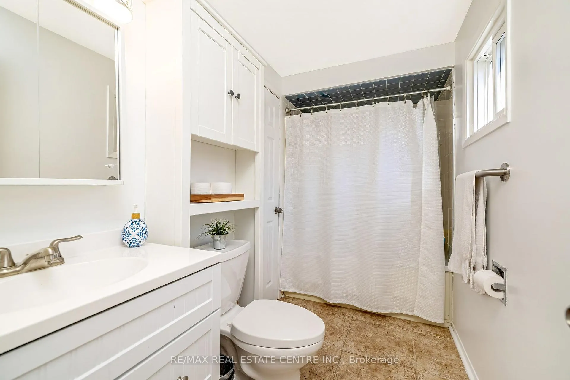 Photo 25 of 3145 Mccarron Crescent, Mississauga, Meadowvale — HOMEH