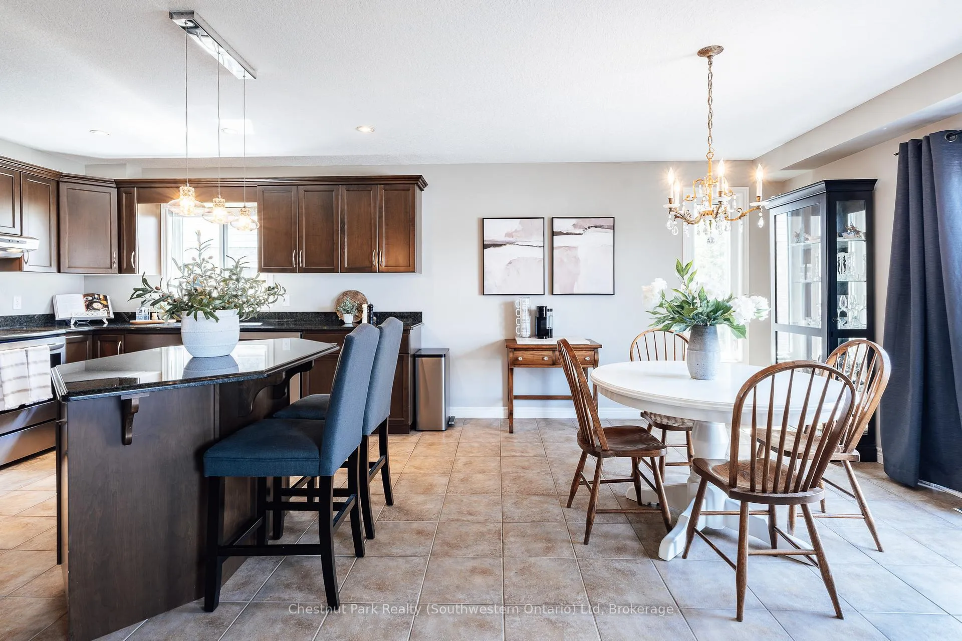 Photo 17 of 185 Clair Road W, Guelph, Clairfields/Hanlon Business Park — HOMEH