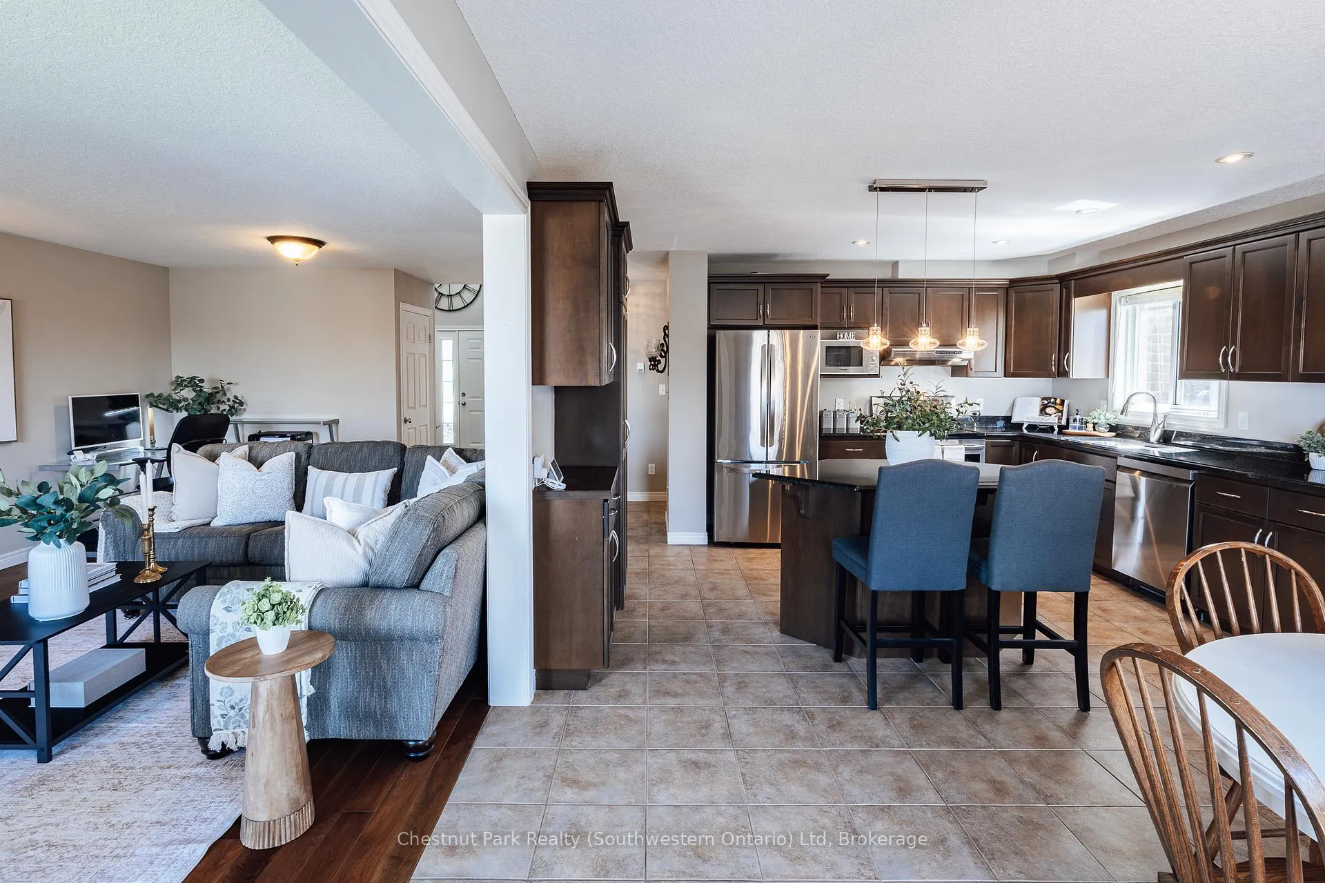 Photo 18 of 185 Clair Road W, Guelph, Clairfields/Hanlon Business Park — HOMEH