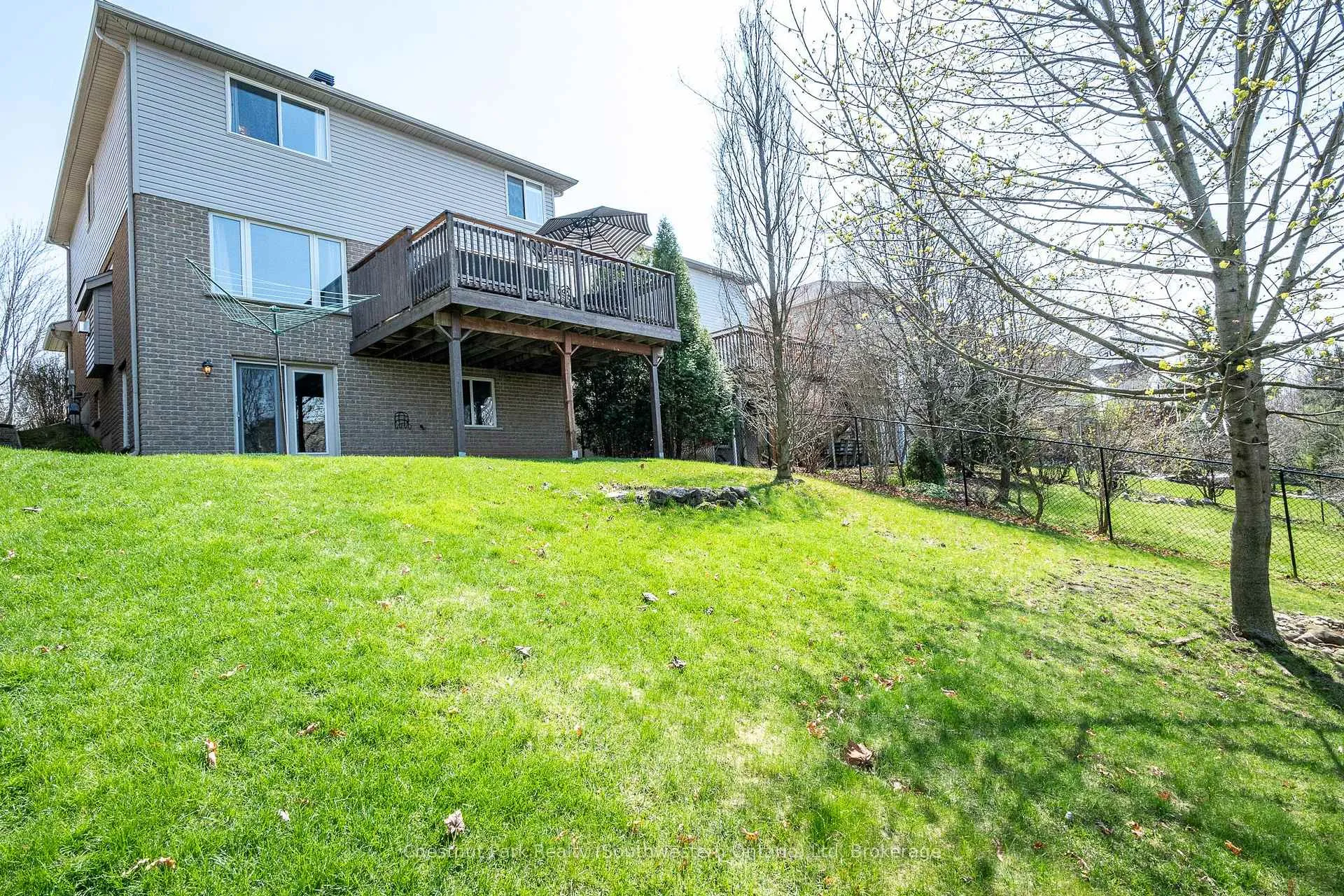 Photo 45 of 185 Clair Road W, Guelph, Clairfields/Hanlon Business Park — HOMEH