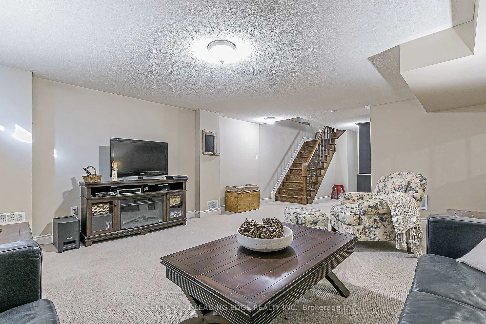 Photo 12 of 34A Washington Street, Markham, Old Markham Village — HOMEH
