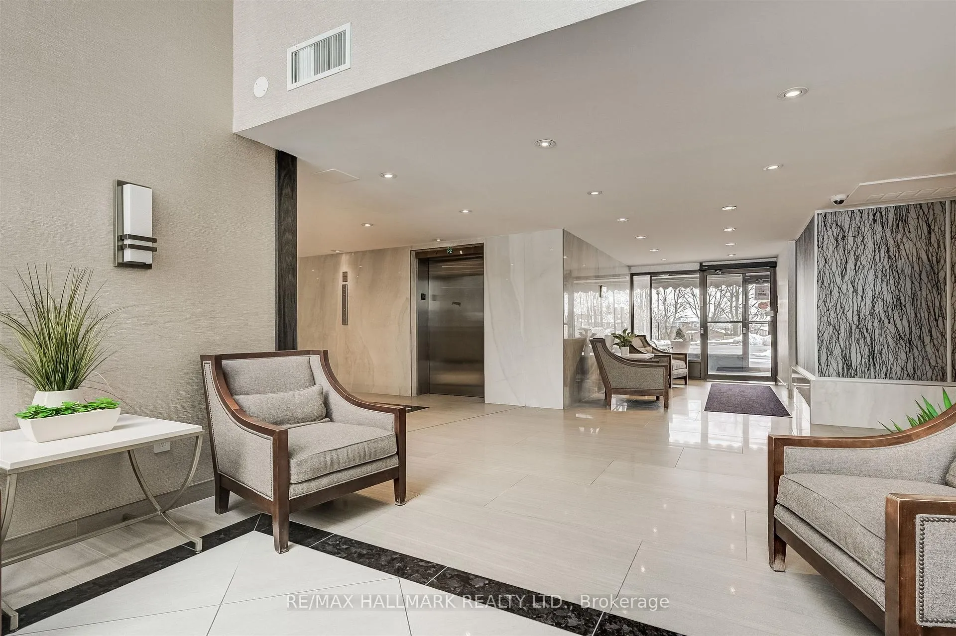 Photo 5 of Unit 614, 6500 Montevideo Road, Mississauga, Meadowvale — HOMEH