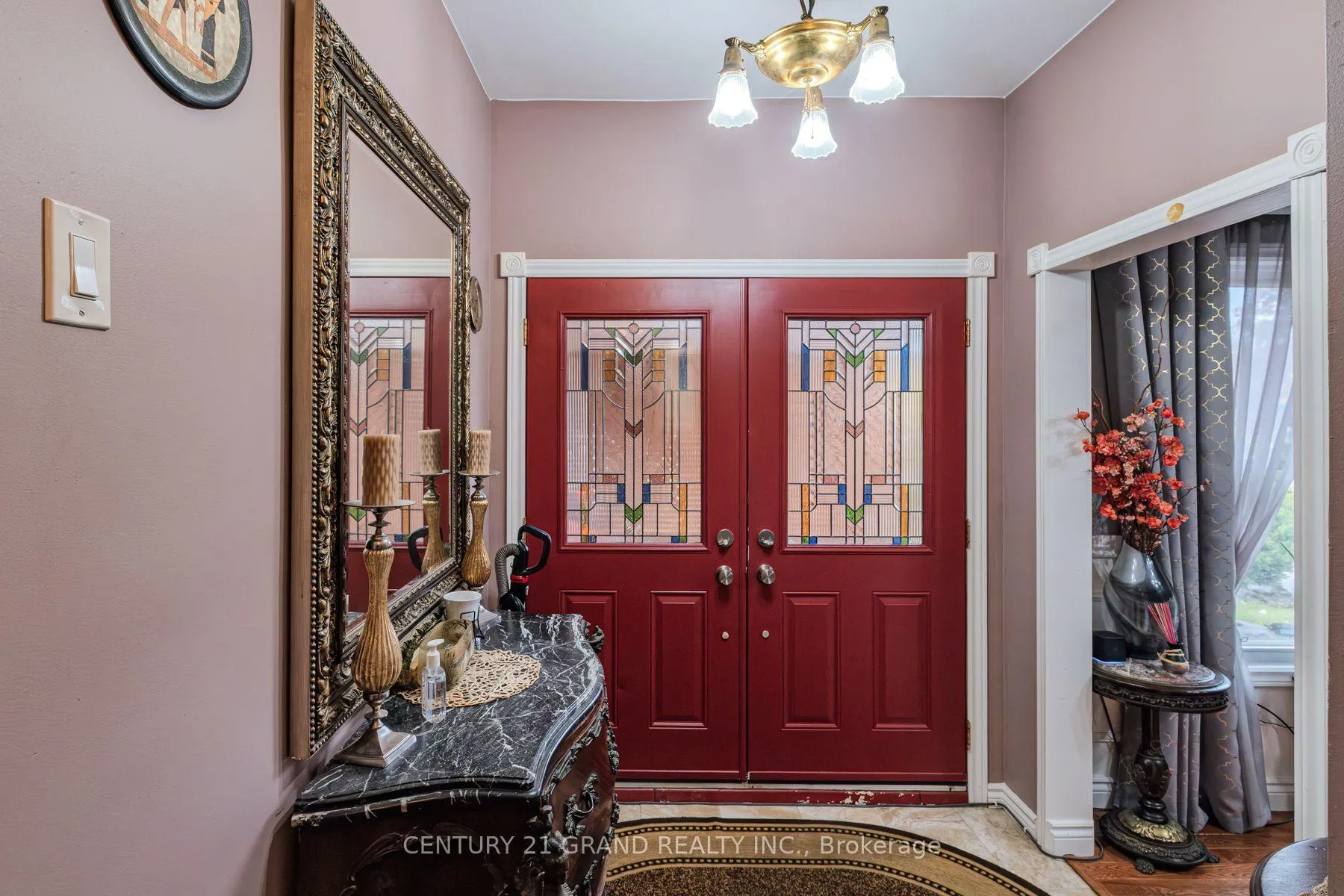 Photo 5 of 2104 Governors Road, Hamilton, Rural Ancaster — HOMEH