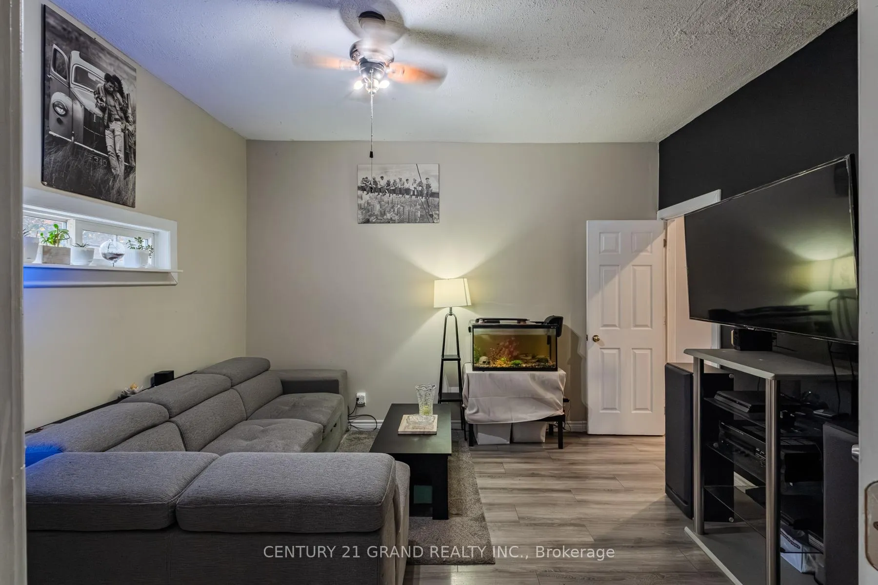 Photo 10 of 2104 Governors Road, Hamilton, Rural Ancaster — HOMEH