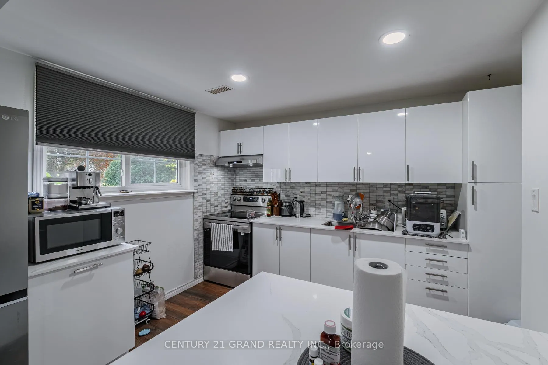 Photo 31 of 2104 Governors Road, Hamilton, Rural Ancaster — HOMEH