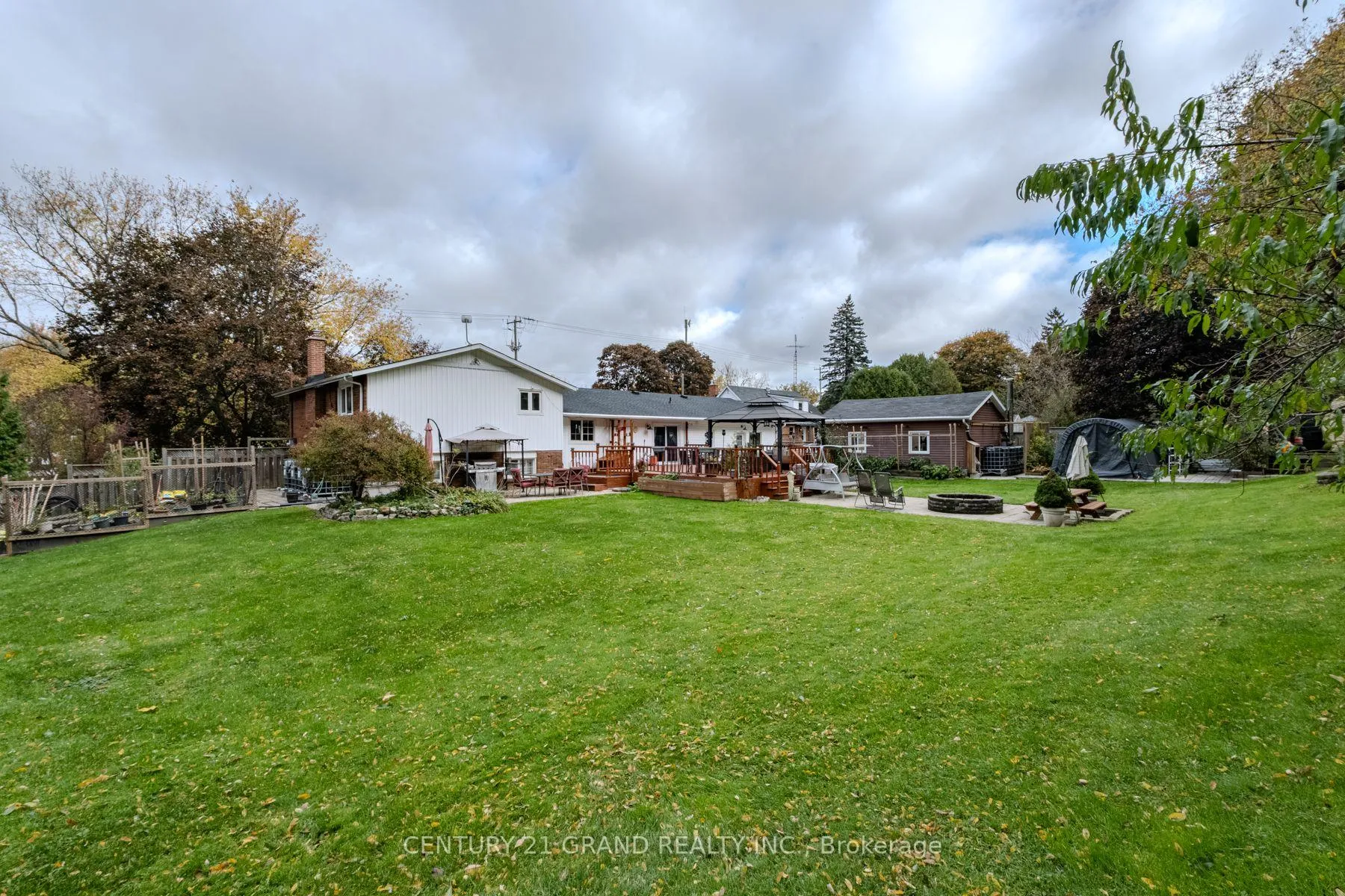 Photo 41 of 2104 Governors Road, Hamilton, Rural Ancaster — HOMEH