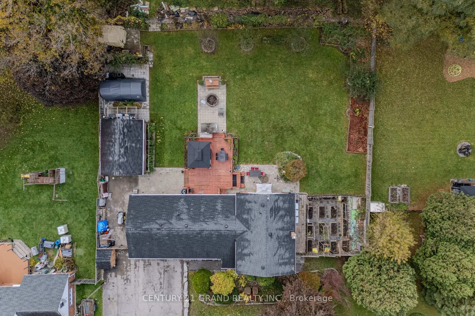 Photo 46 of 2104 Governors Road, Hamilton, Rural Ancaster — HOMEH