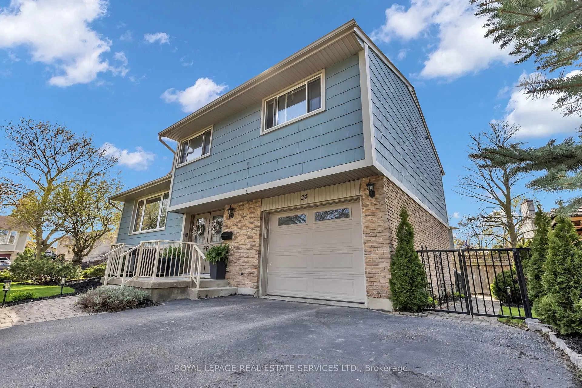 Photo 3 of 24 Shuh Avenue, Kitchener — HOMEH
