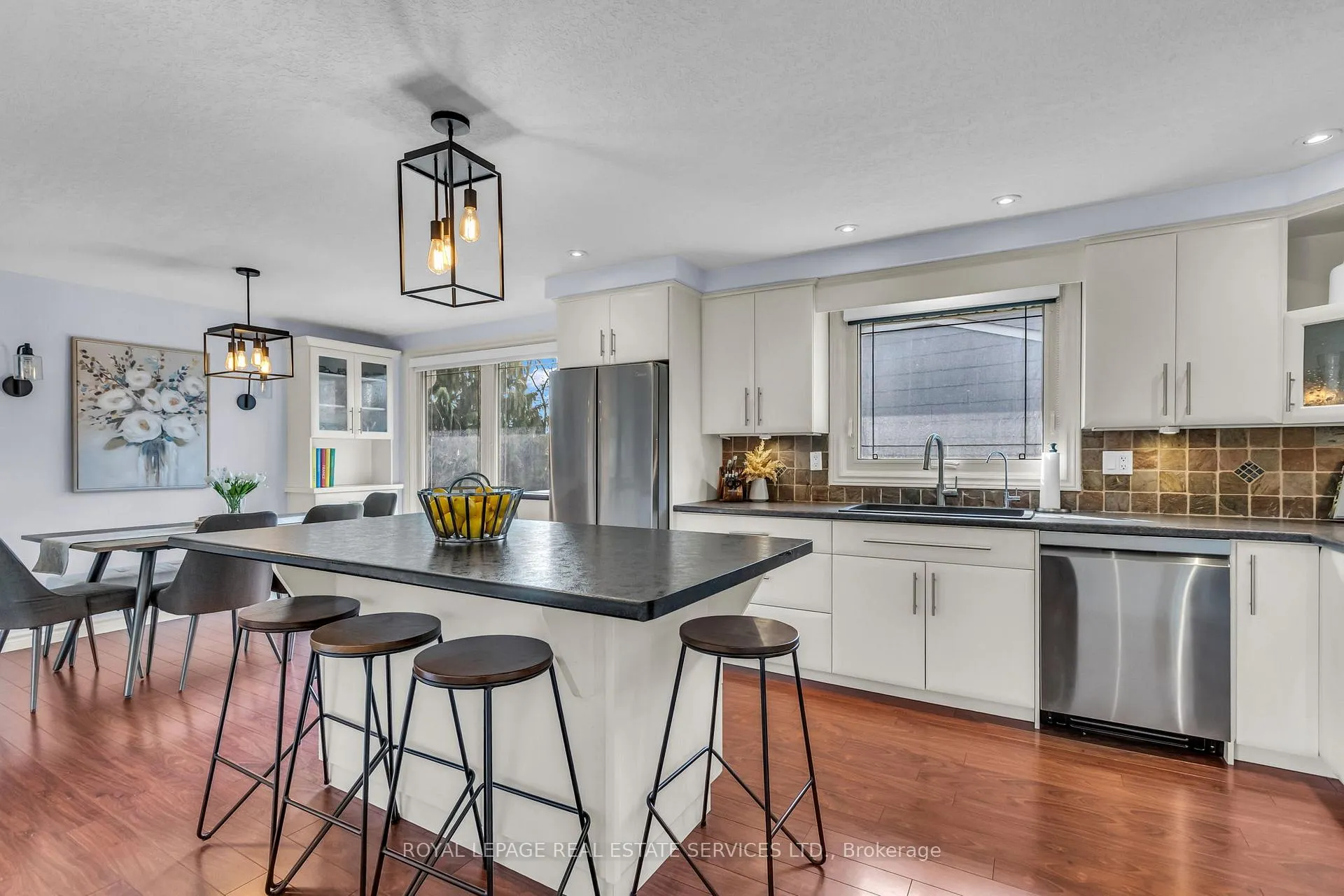Photo 16 of 24 Shuh Avenue, Kitchener — HOMEH