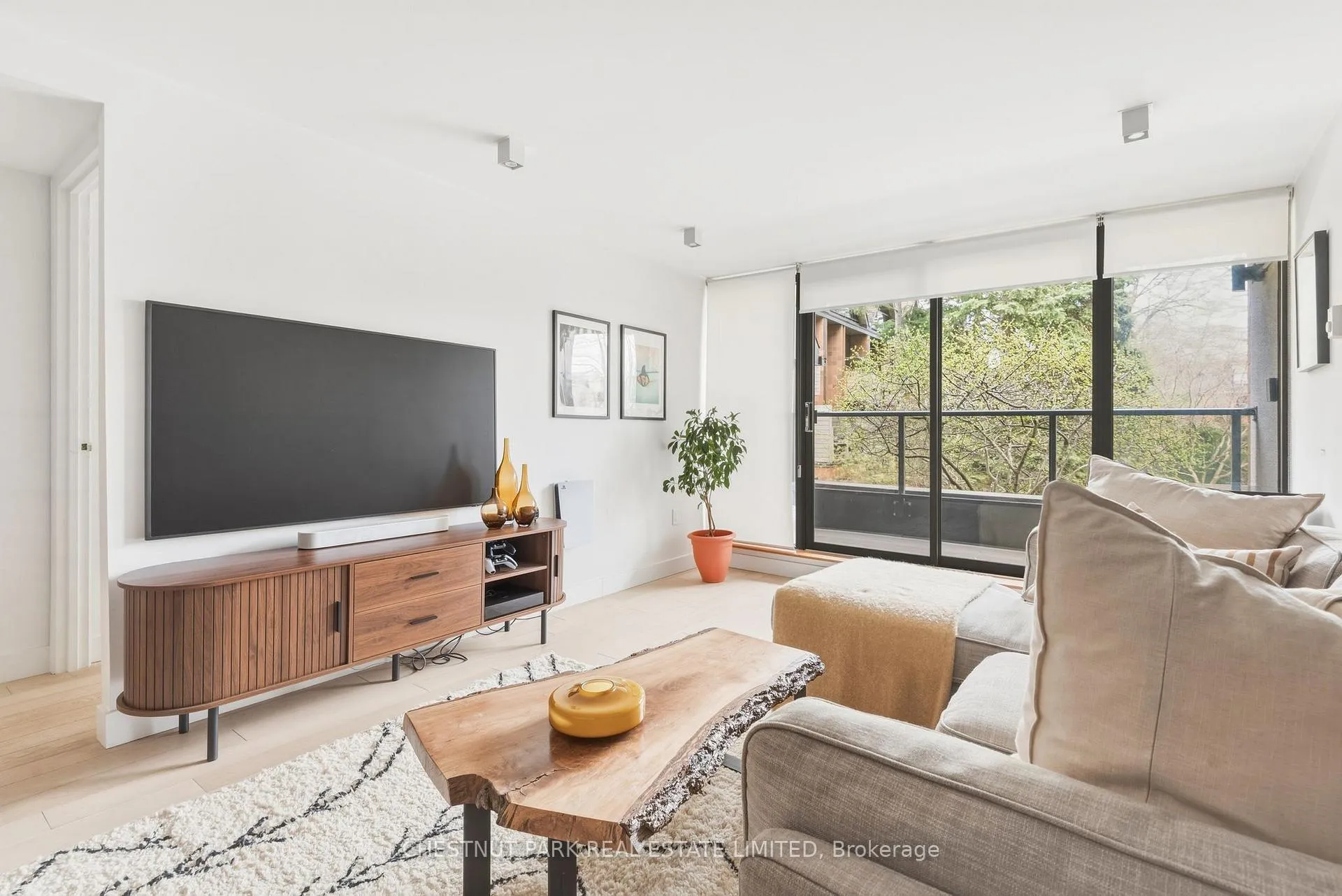 Photo 23 of Unit 201, 40 Oaklands Avenue, Toronto, Yonge-St. Clair — HOMEH