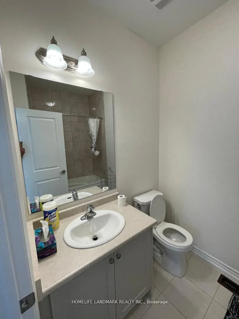 Photo 5 of 22 Lord Melborne Street, Markham, Victoria Square — HOMEH