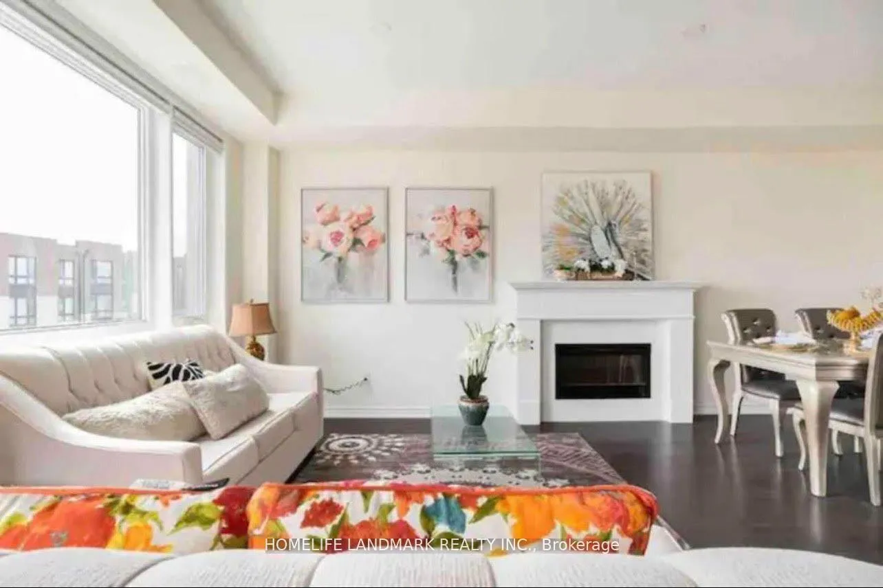 Photo 9 of 22 Lord Melborne Street, Markham, Victoria Square — HOMEH