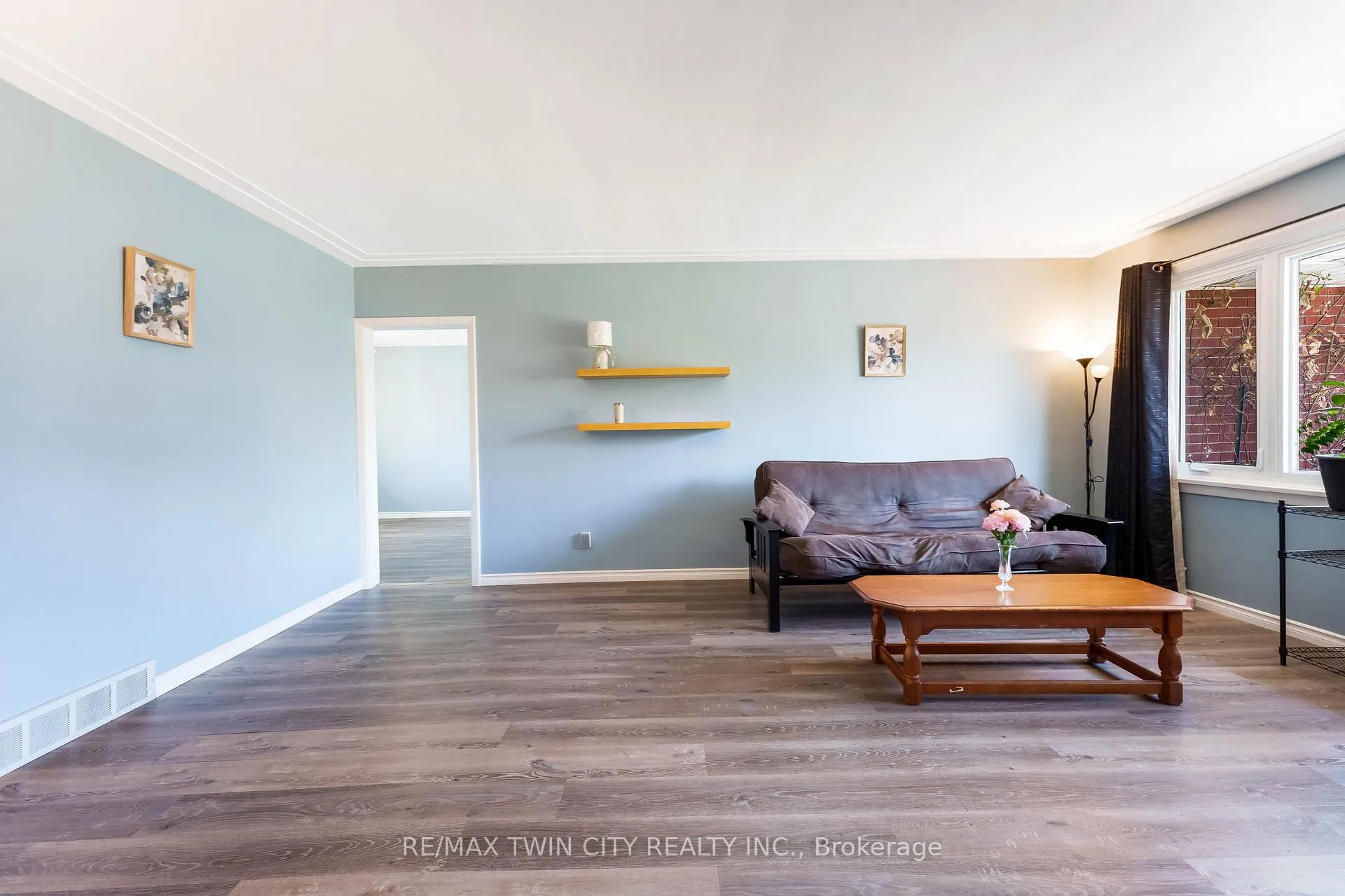 Photo 5 of 92 Braeside Avenue, Waterloo — HOMEH