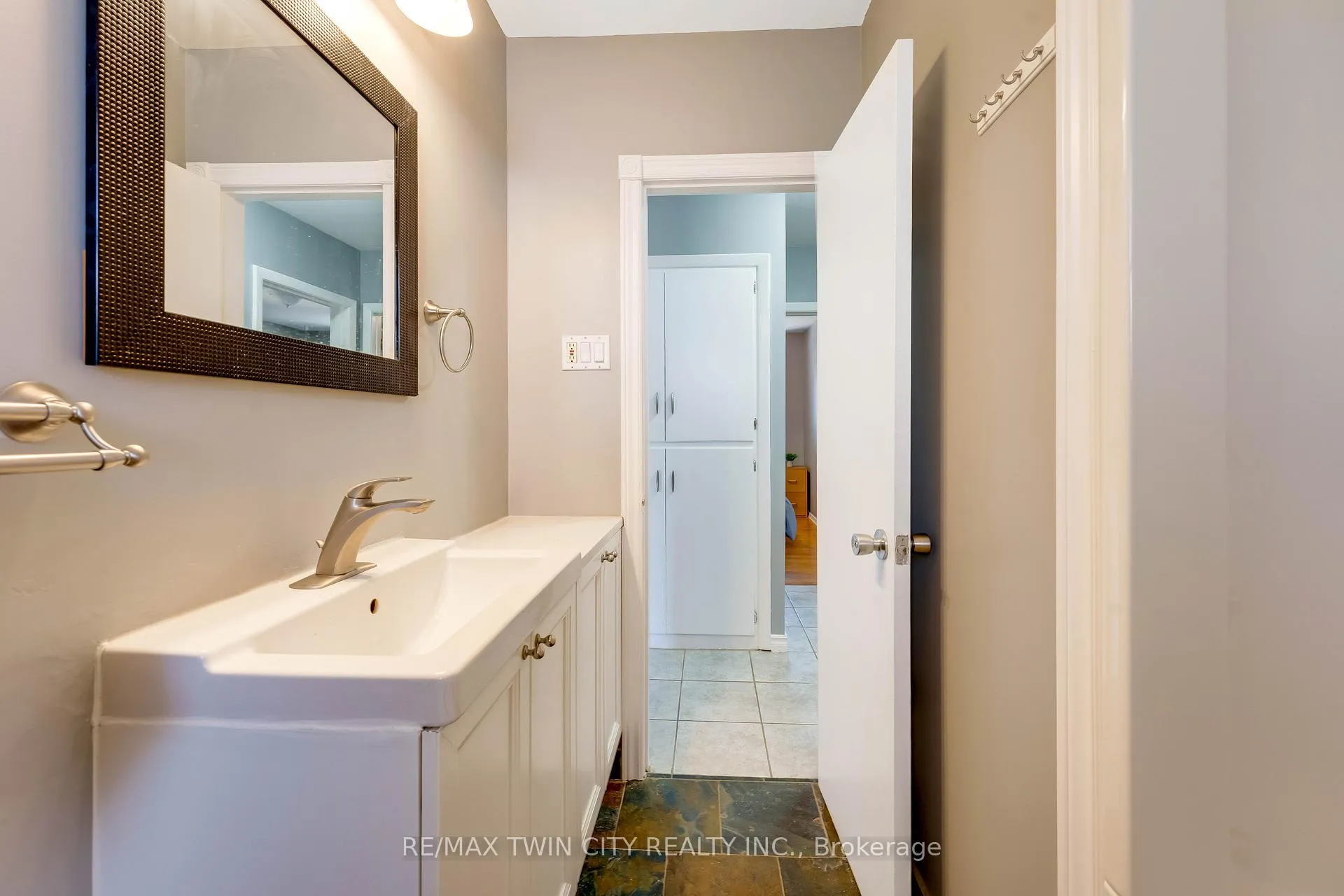 Photo 16 of 92 Braeside Avenue, Waterloo — HOMEH