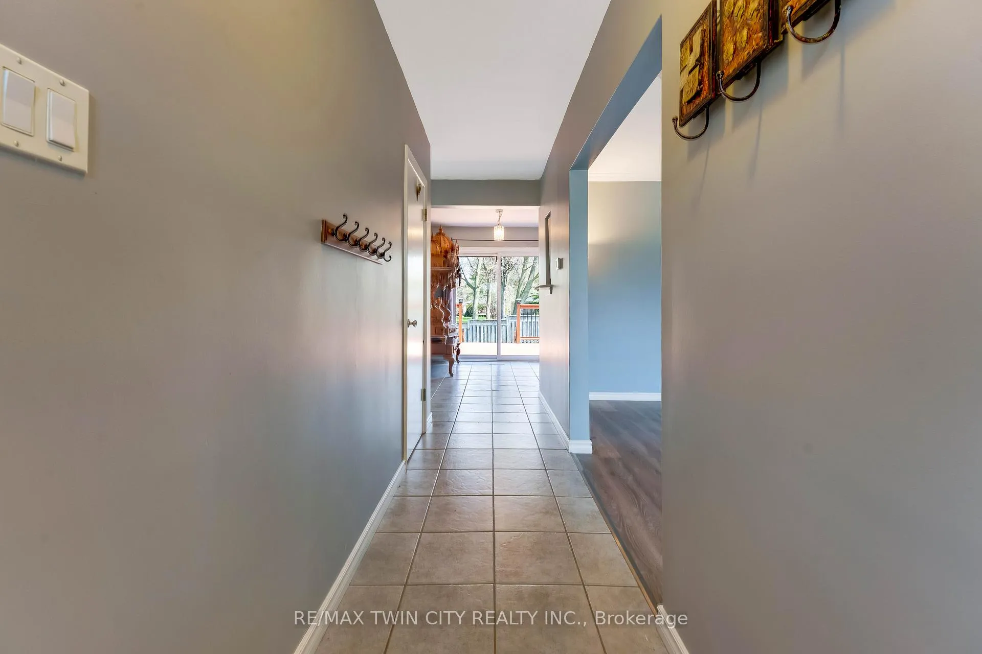 Photo 25 of 92 Braeside Avenue, Waterloo — HOMEH