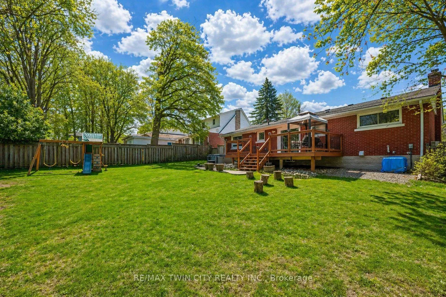 Photo 38 of 92 Braeside Avenue, Waterloo — HOMEH
