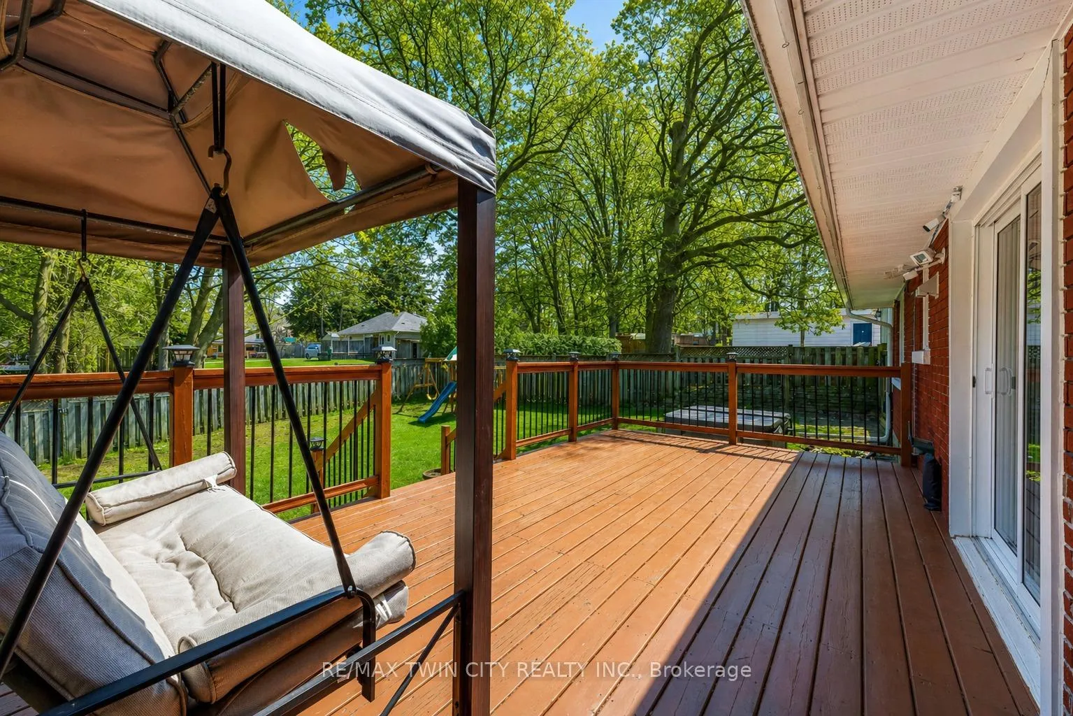 Photo 41 of 92 Braeside Avenue, Waterloo — HOMEH