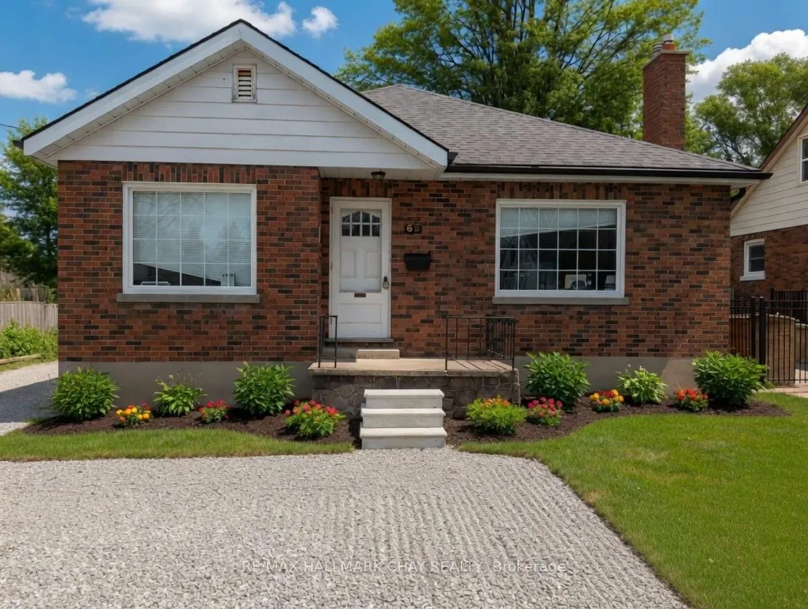 Photo 1 of 68 Drury Lane, Barrie, Wellington — HOMEH