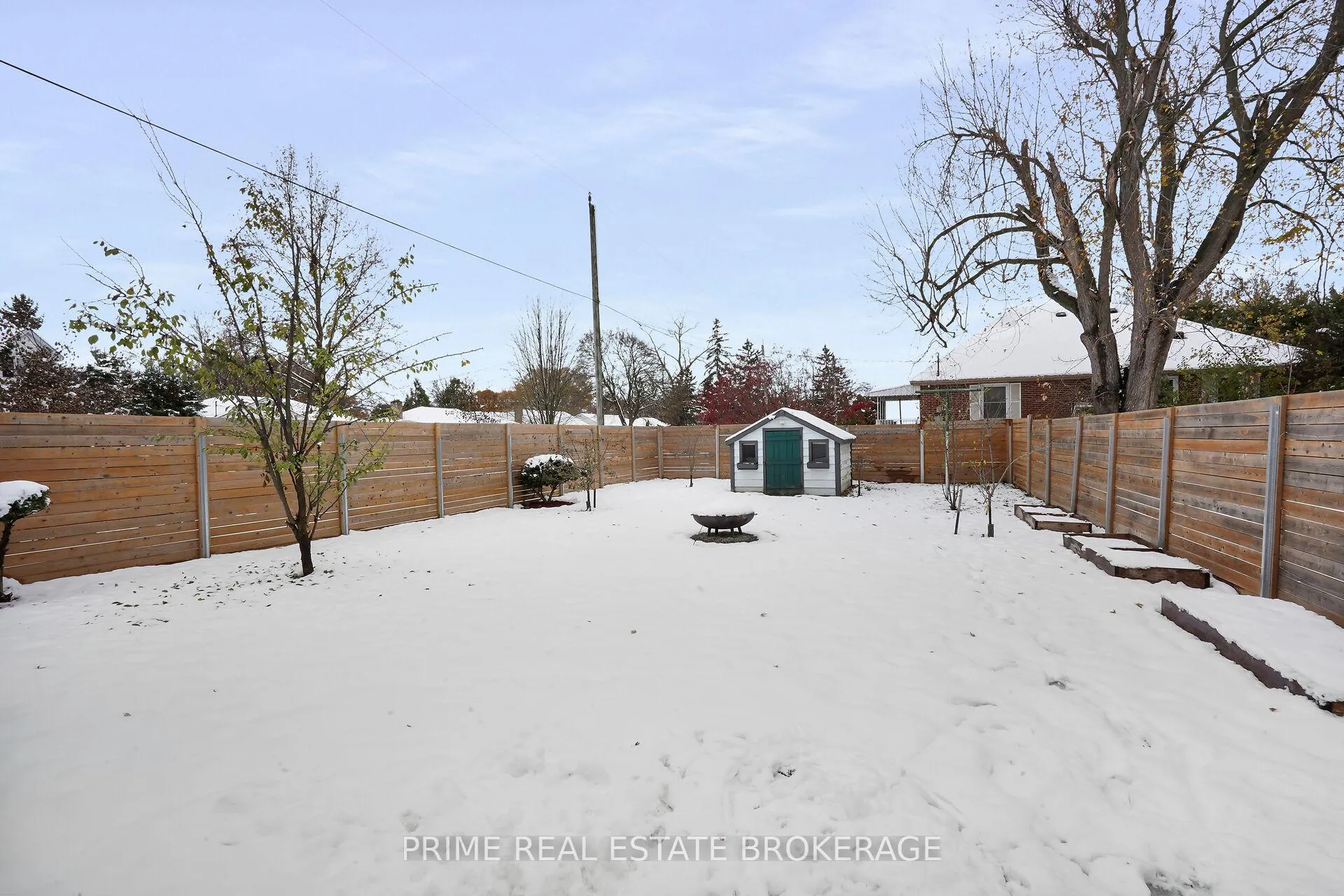 Photo 39 of 361 Spruce Street, London, East H — HOMEH