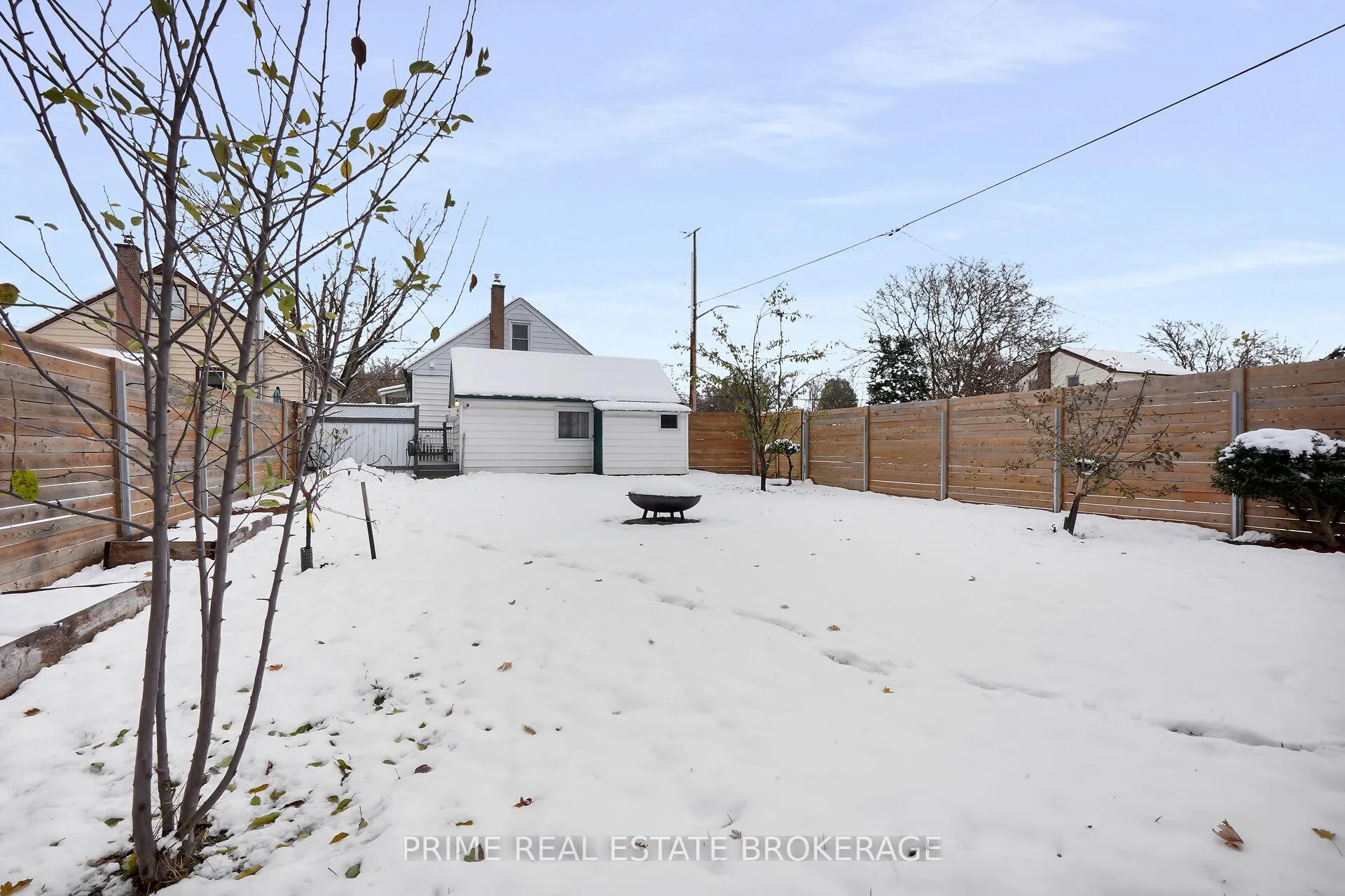 Photo 41 of 361 Spruce Street, London, East H — HOMEH