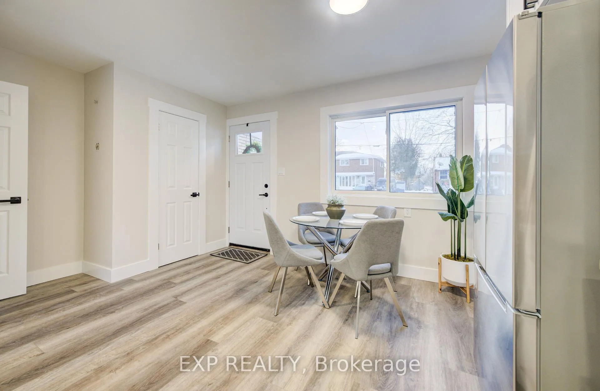 Photo 7 of 107 Baldwin Avenue, Brantford — HOMEH