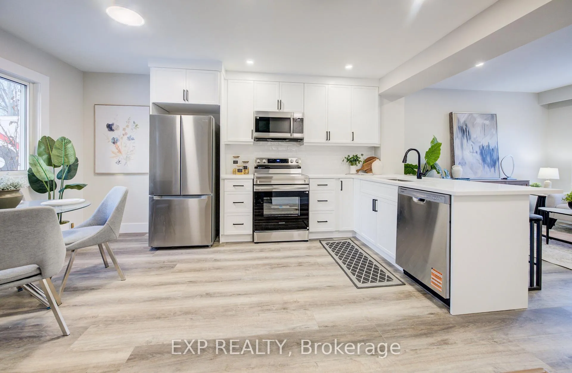 Photo 9 of 107 Baldwin Avenue, Brantford — HOMEH