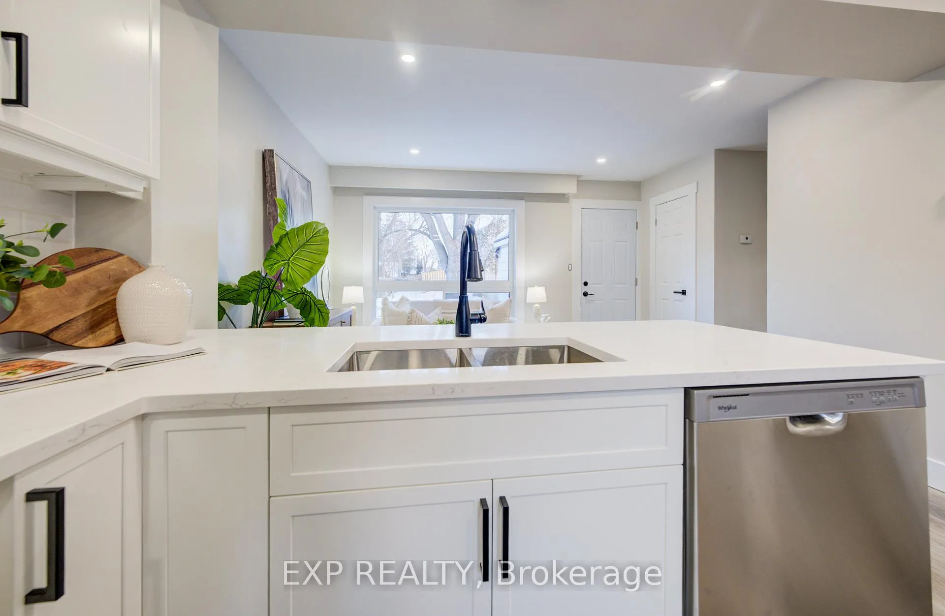 Photo 14 of 107 Baldwin Avenue, Brantford — HOMEH