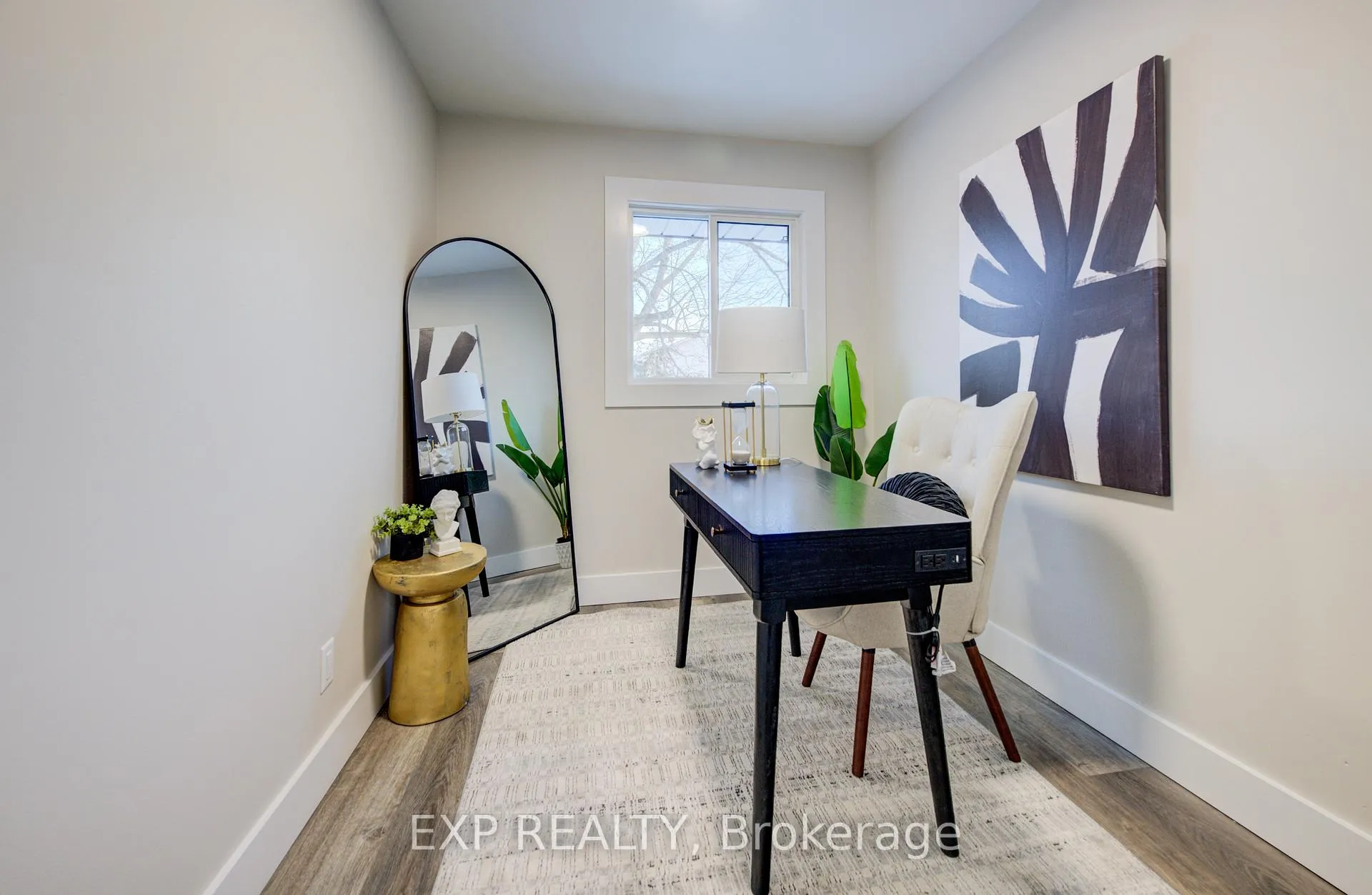 Photo 24 of 107 Baldwin Avenue, Brantford — HOMEH