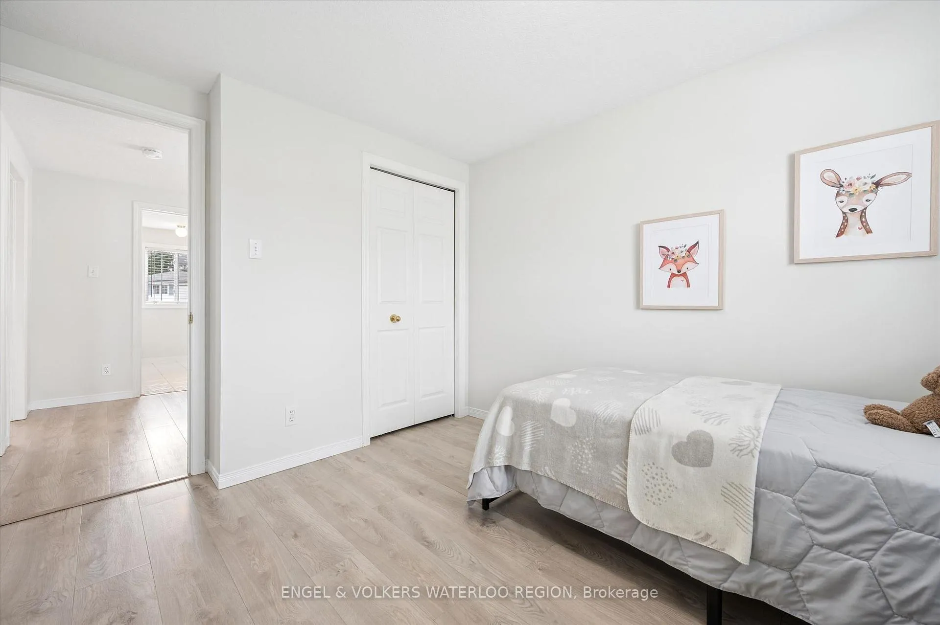 Photo 17 of 30 Beechmanor Crescent, Kitchener — HOMEH