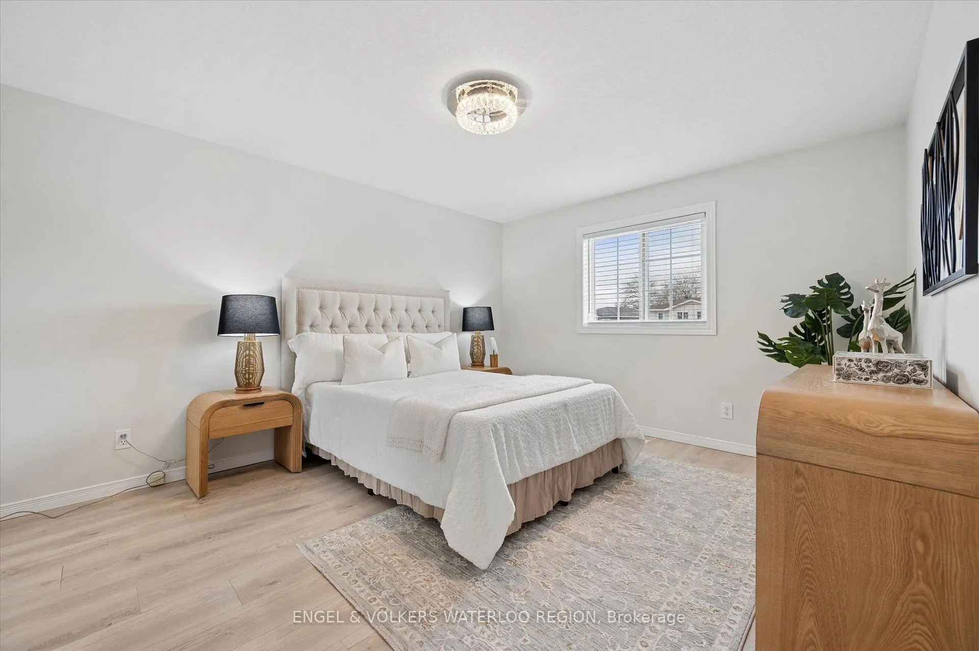 Photo 20 of 30 Beechmanor Crescent, Kitchener — HOMEH