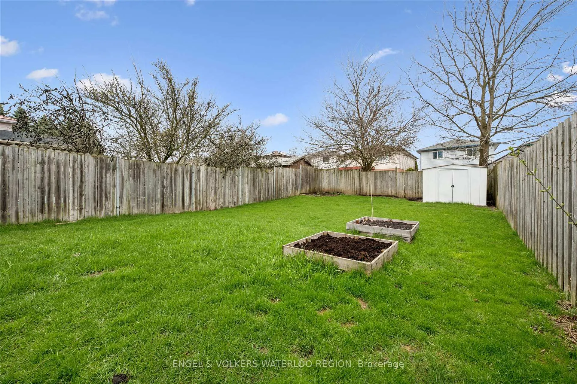 Photo 34 of 30 Beechmanor Crescent, Kitchener — HOMEH