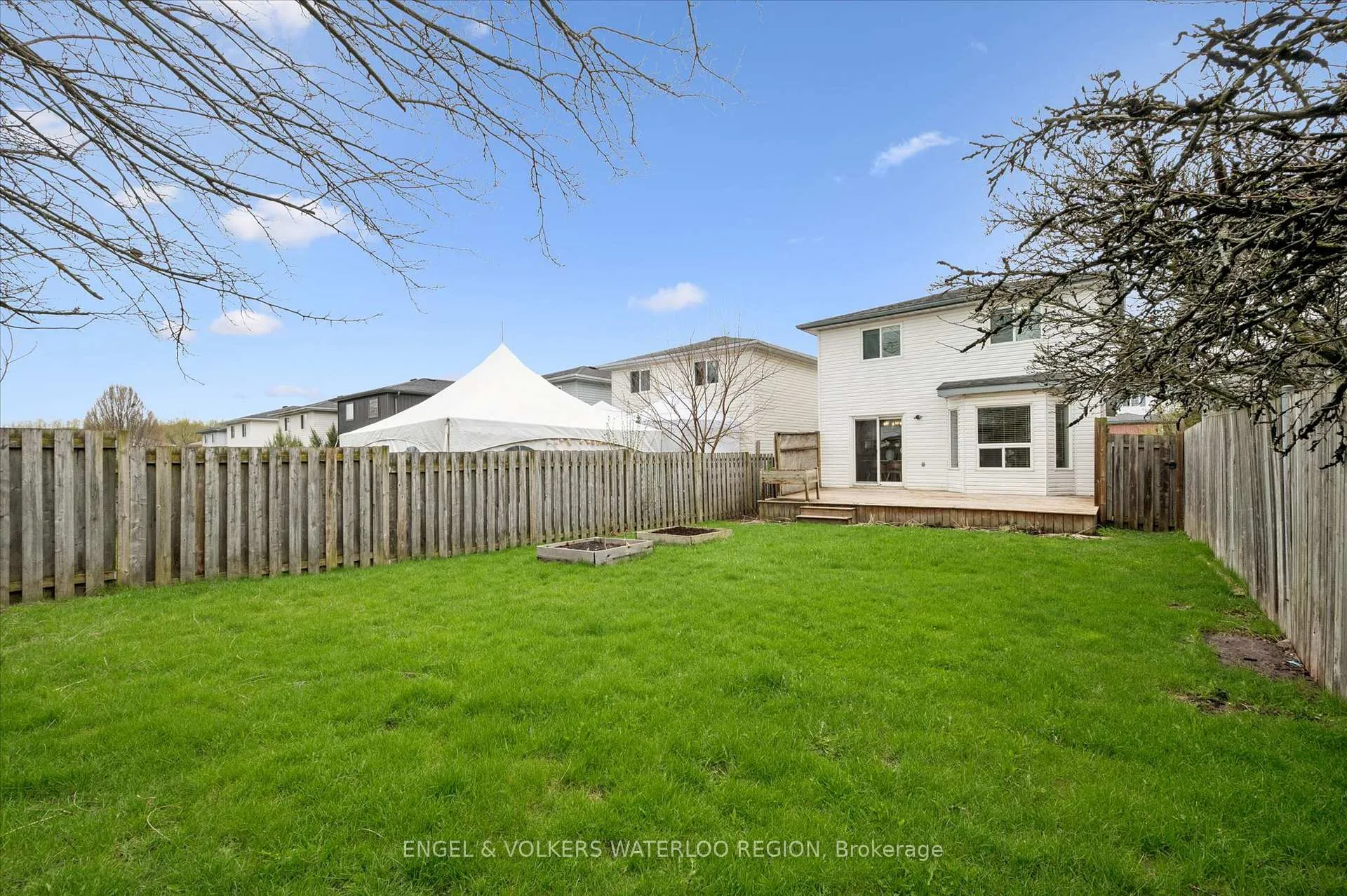 Photo 36 of 30 Beechmanor Crescent, Kitchener — HOMEH
